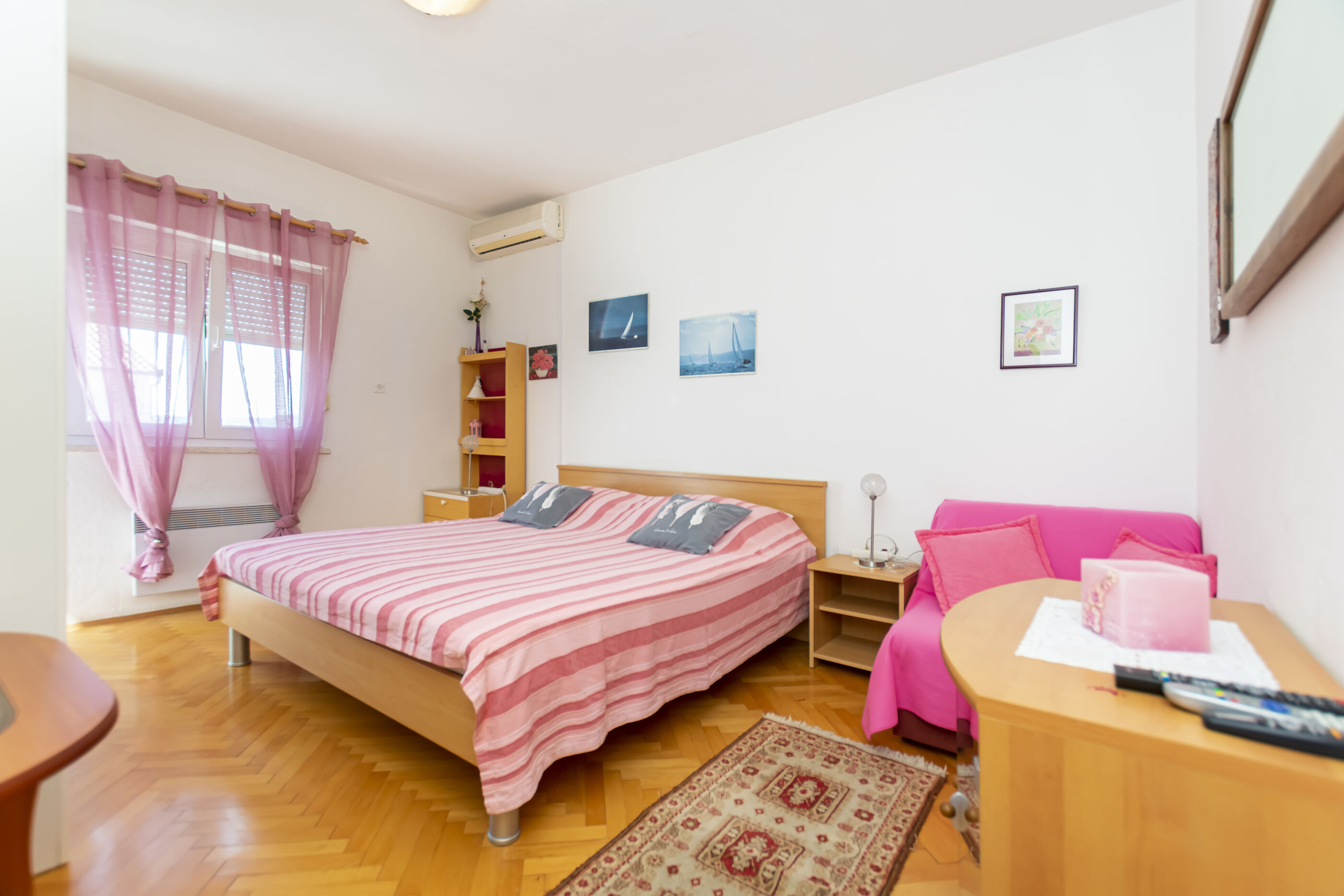 Apartment Two Sisters 89621-A1