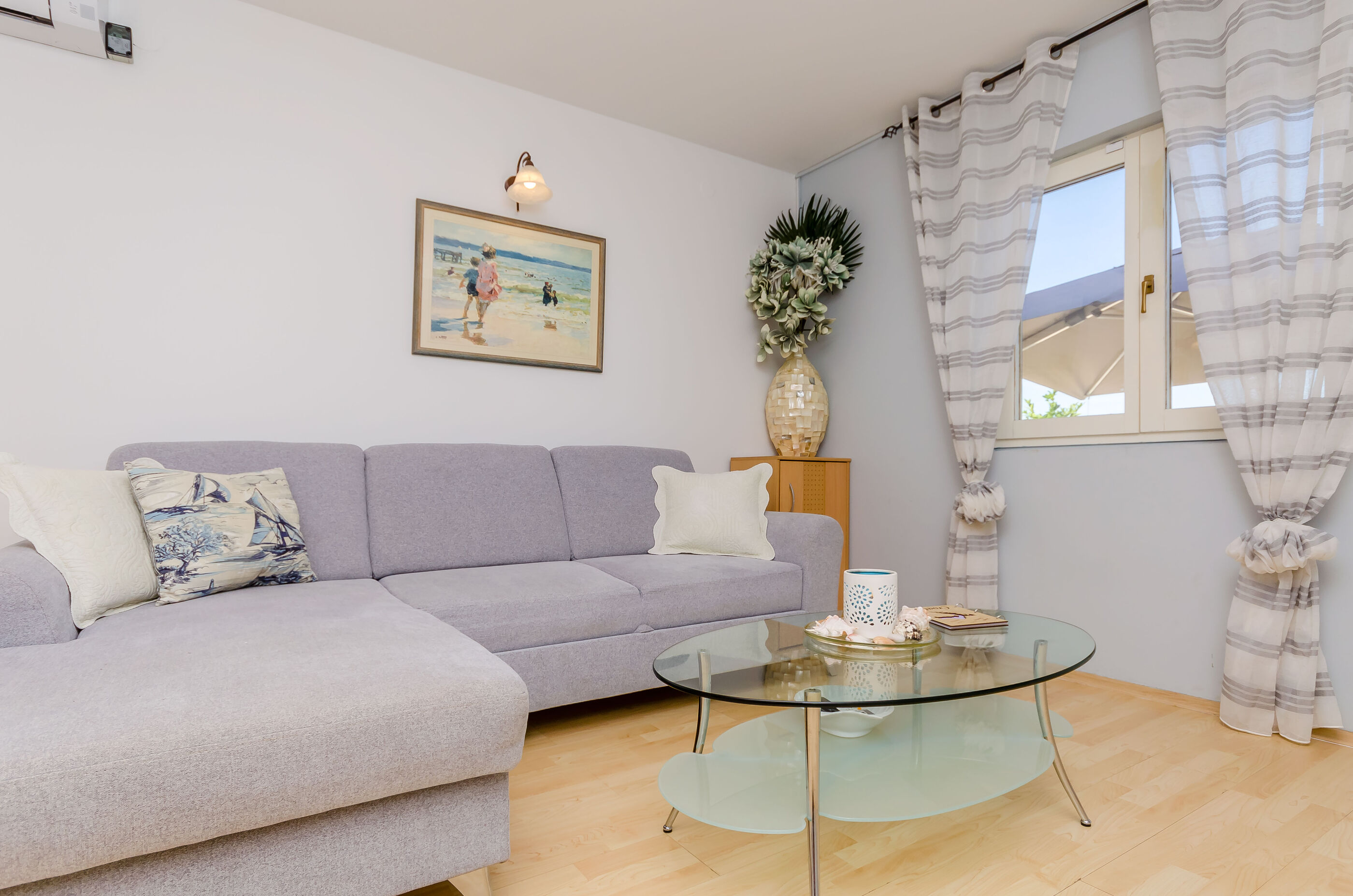 Apartments Vila Jelka 49712-A1