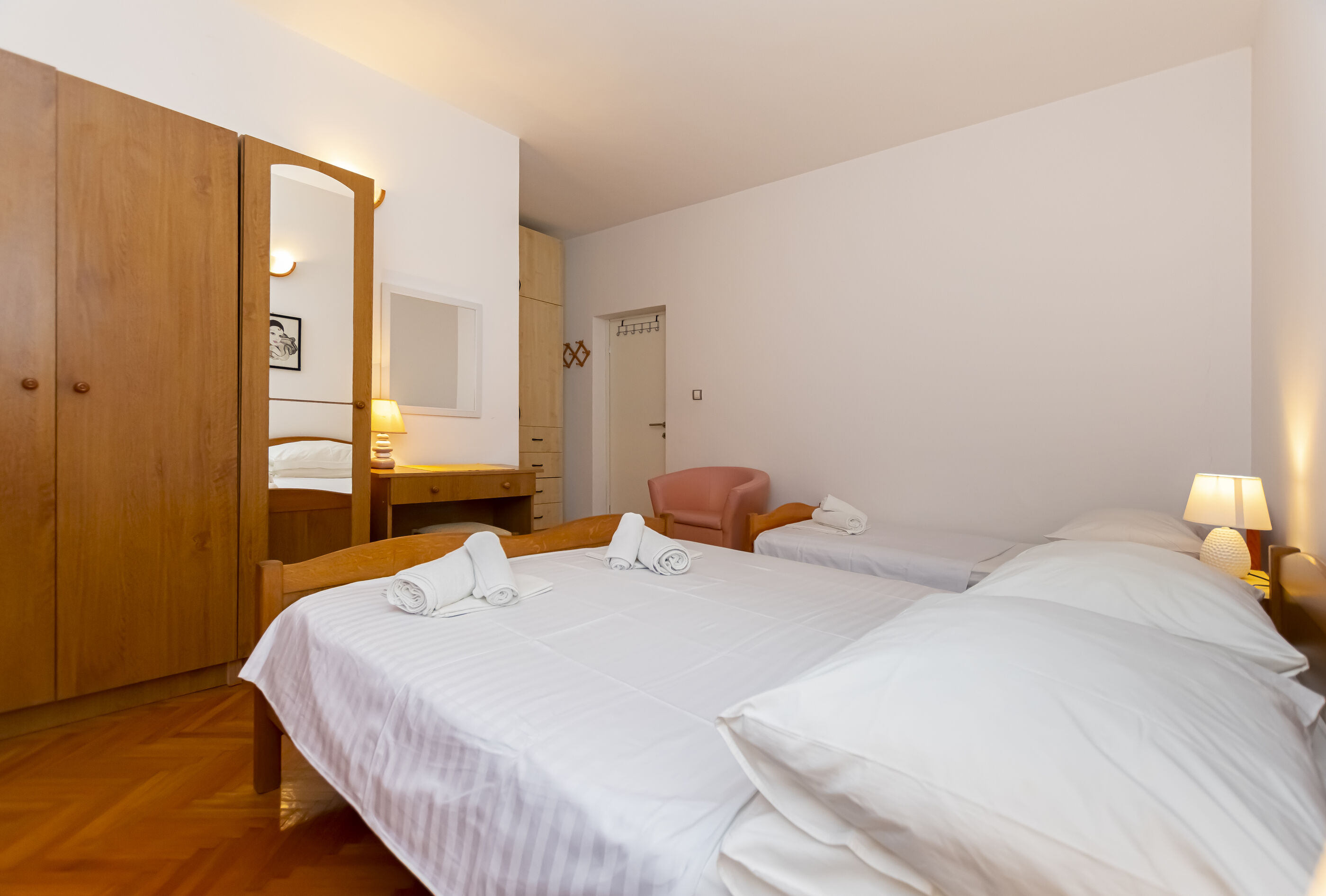Apartments Tonči 33111-A3