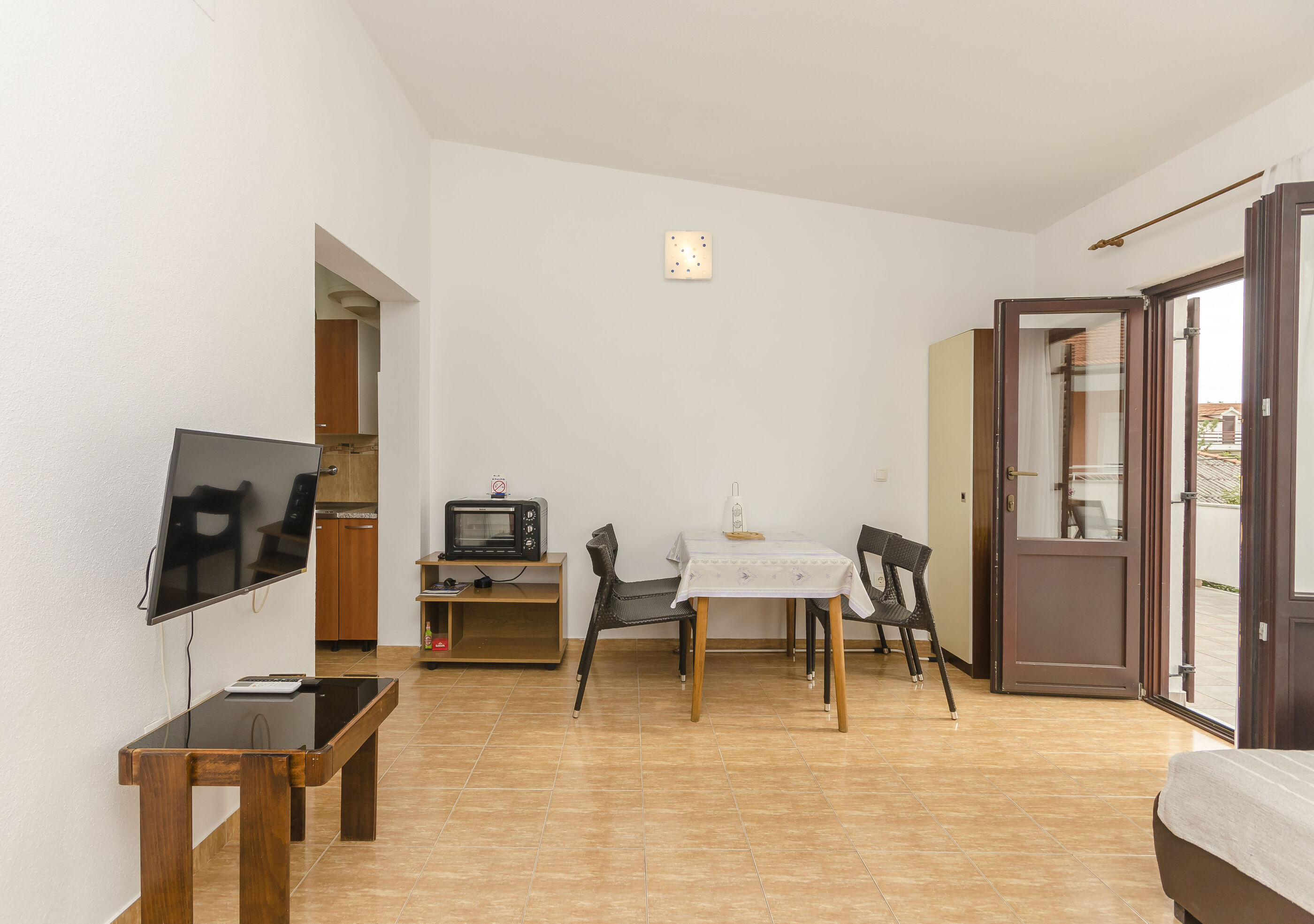 Apartments Rusan 97281-A1