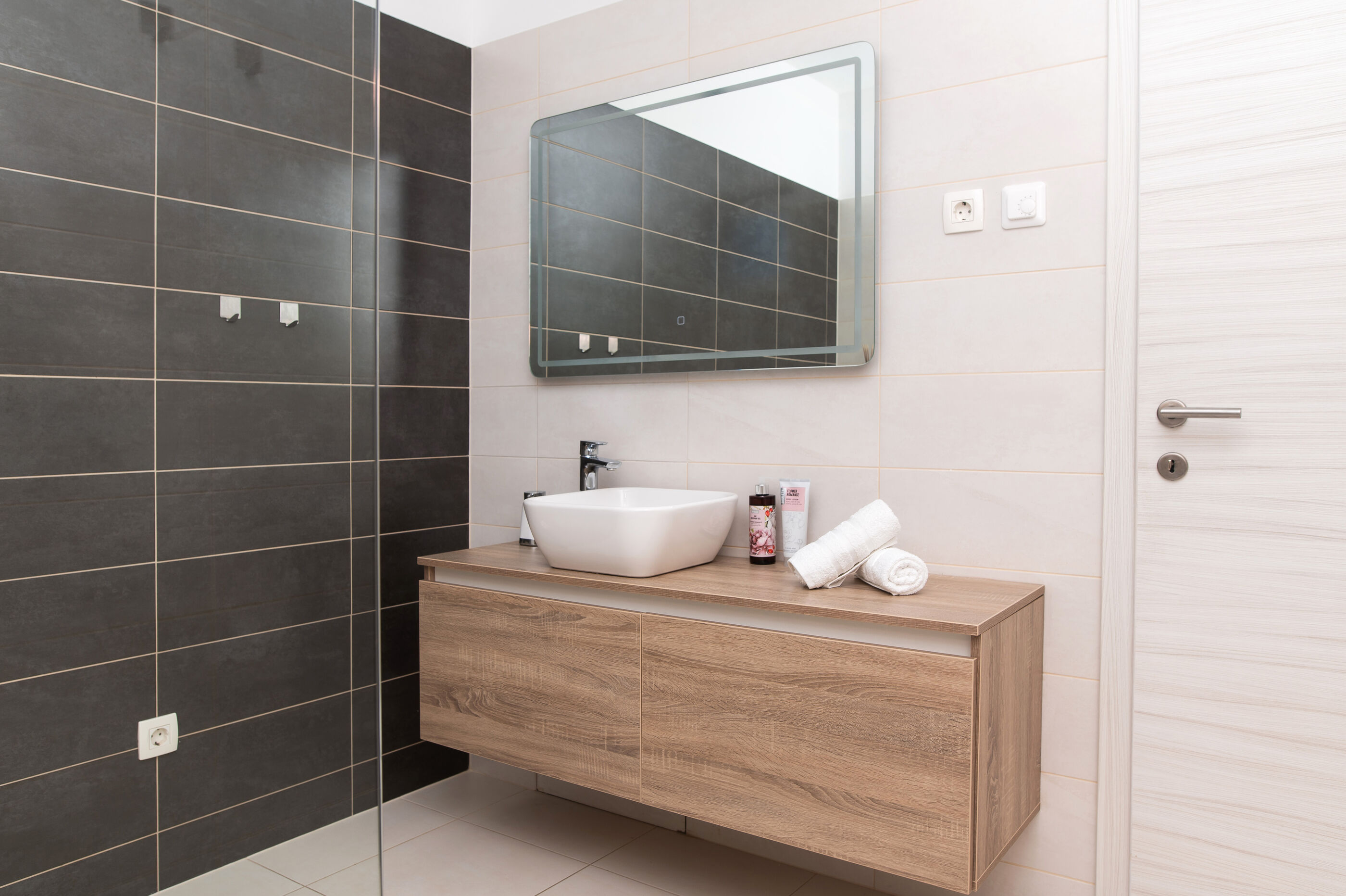 Apartments Ideal Holiday 90931-A1