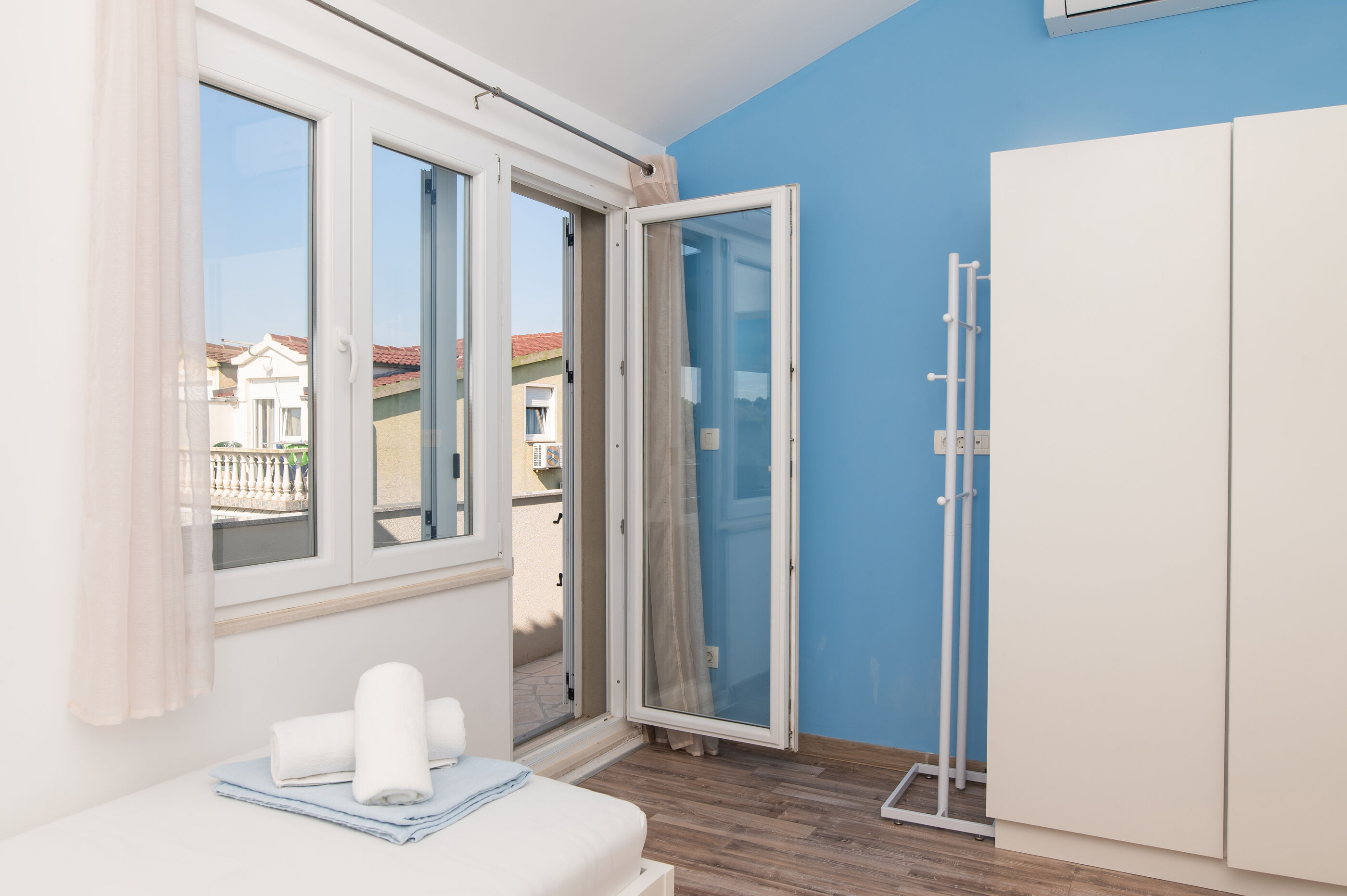 Apartments Ideal Holiday 90931-A1
