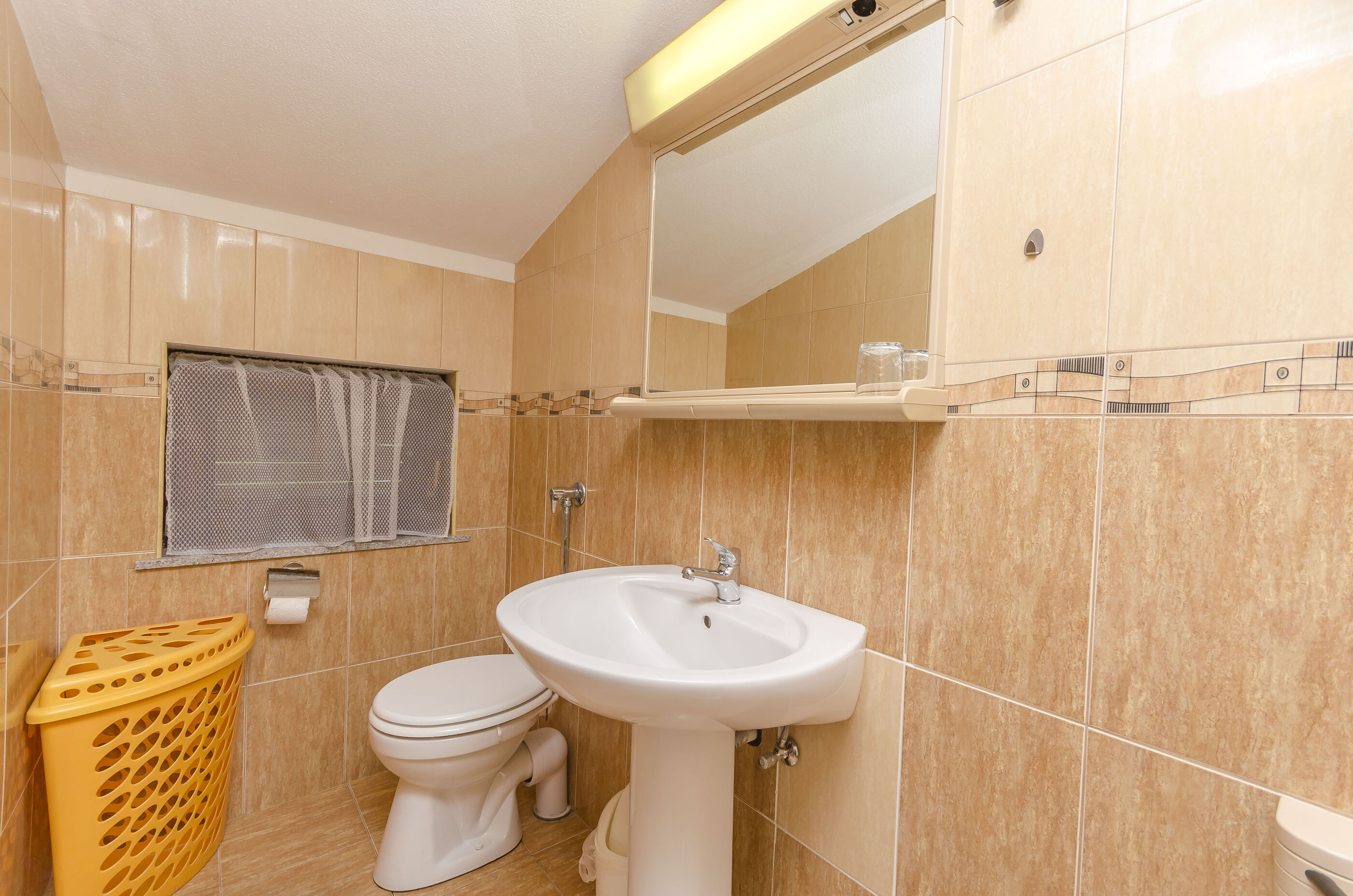 Apartments Rusan 97281-A1