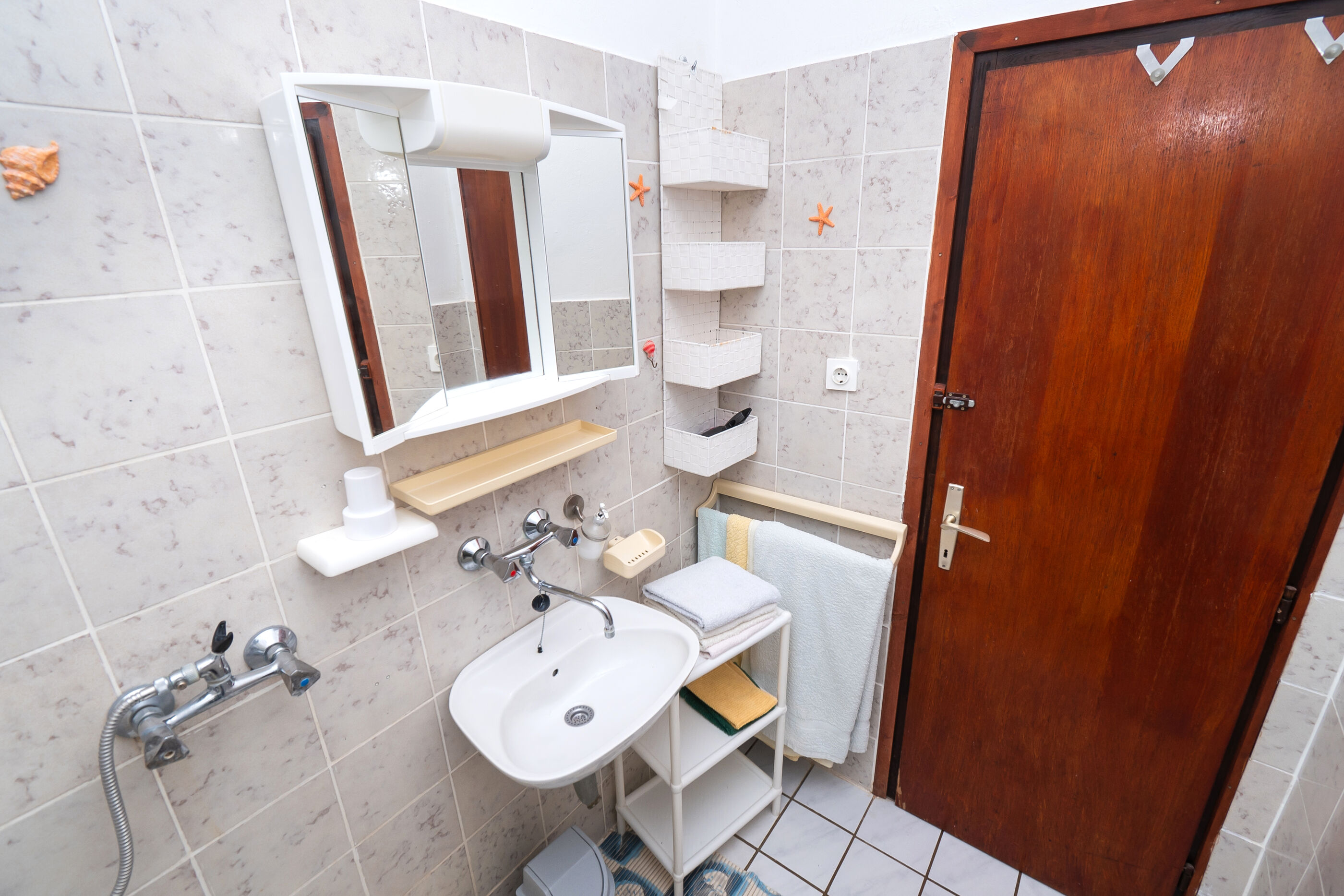 Apartments Štefani 82071-A1