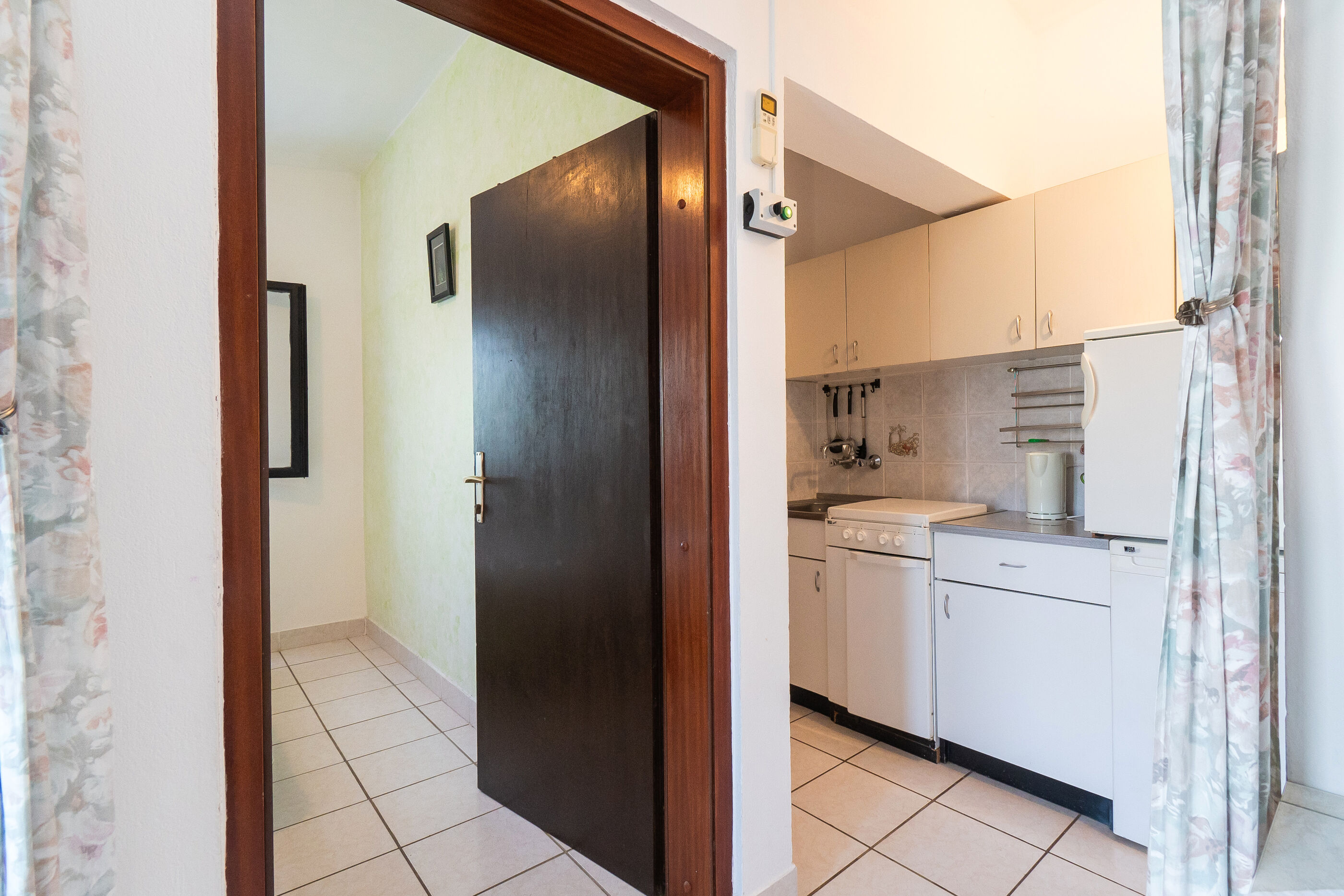 Apartments Štefani 82071-A1
