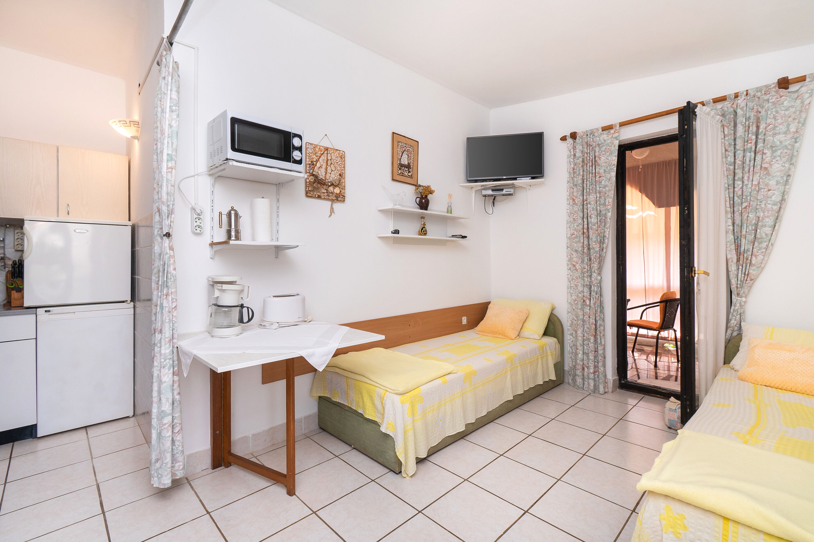 Apartments Štefani 82071-A1