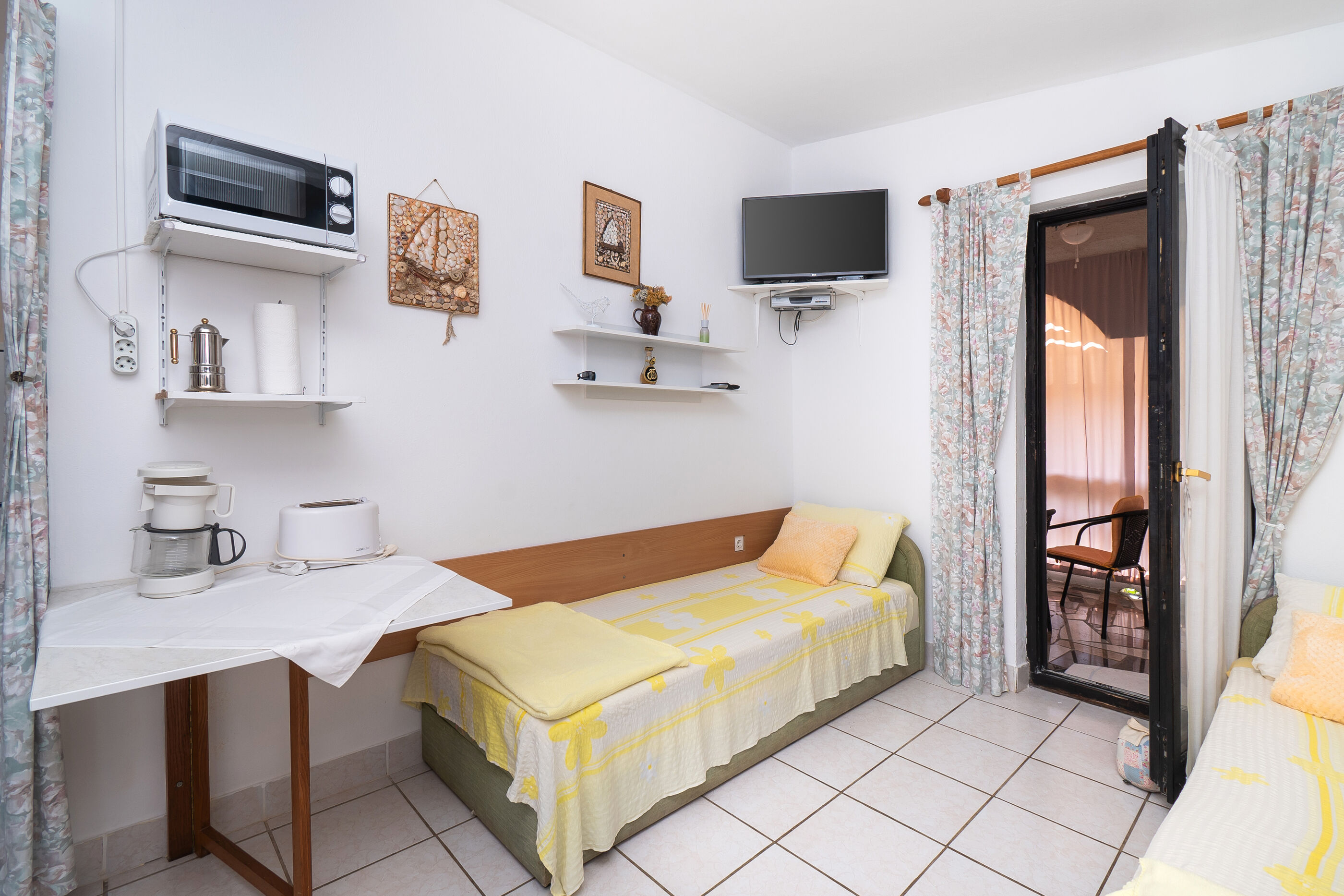 Apartments Štefani 82071-A1