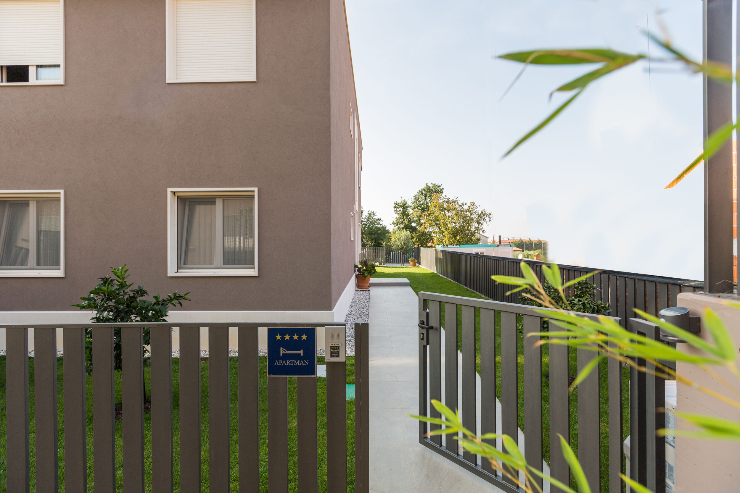 Apartment Lemon 3 Premium 94905-A1