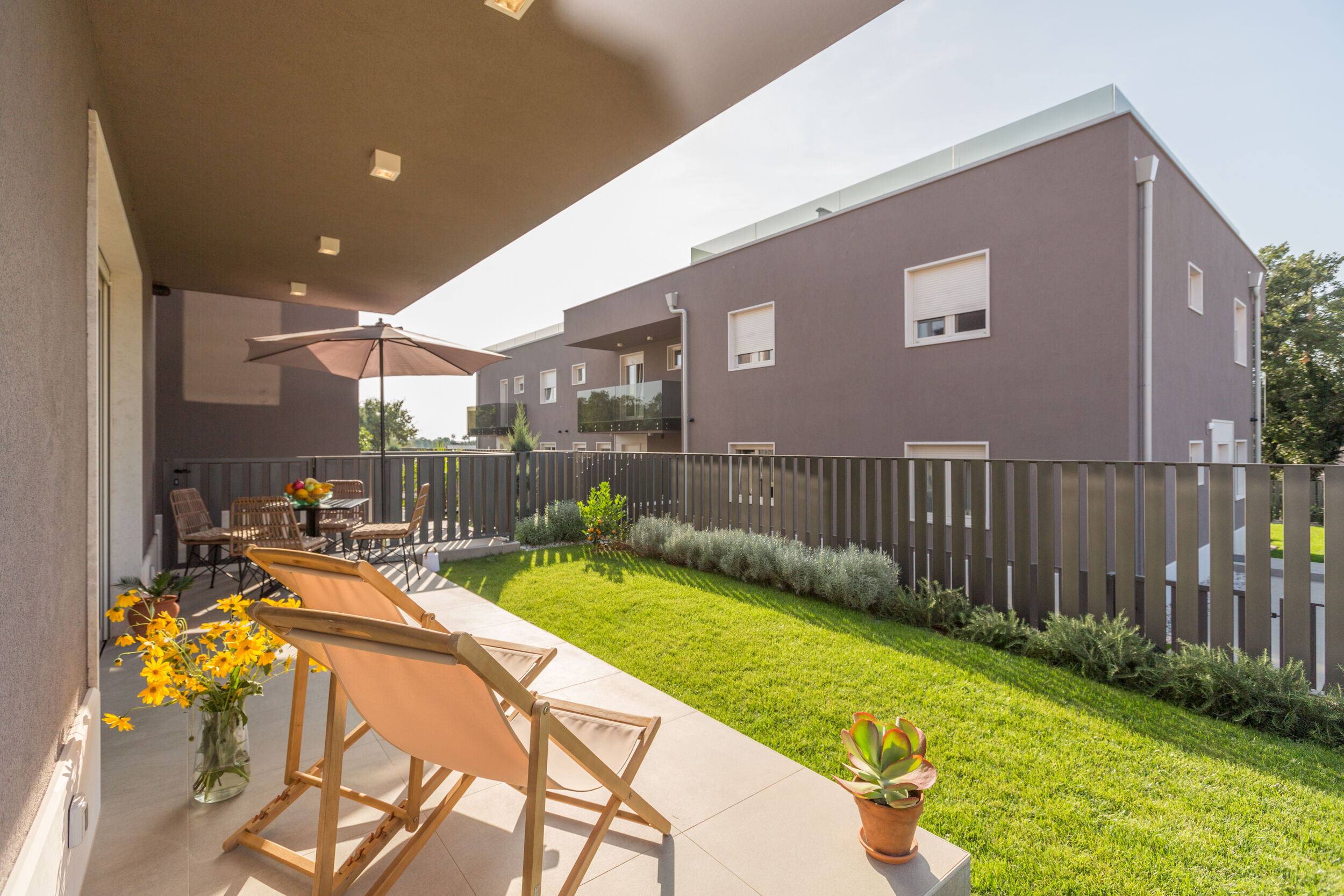 Apartment Lemon 3 Premium 94905-A1
