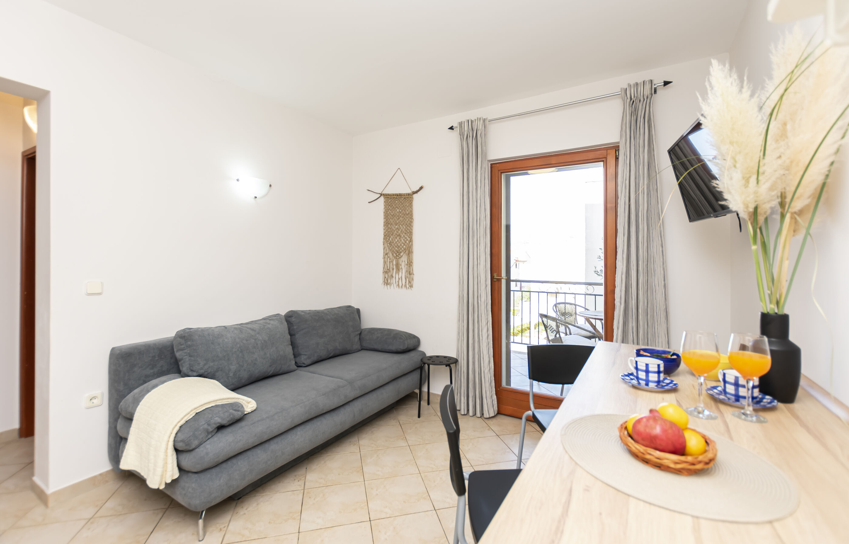 Apartments Ljiljana 71381-A1