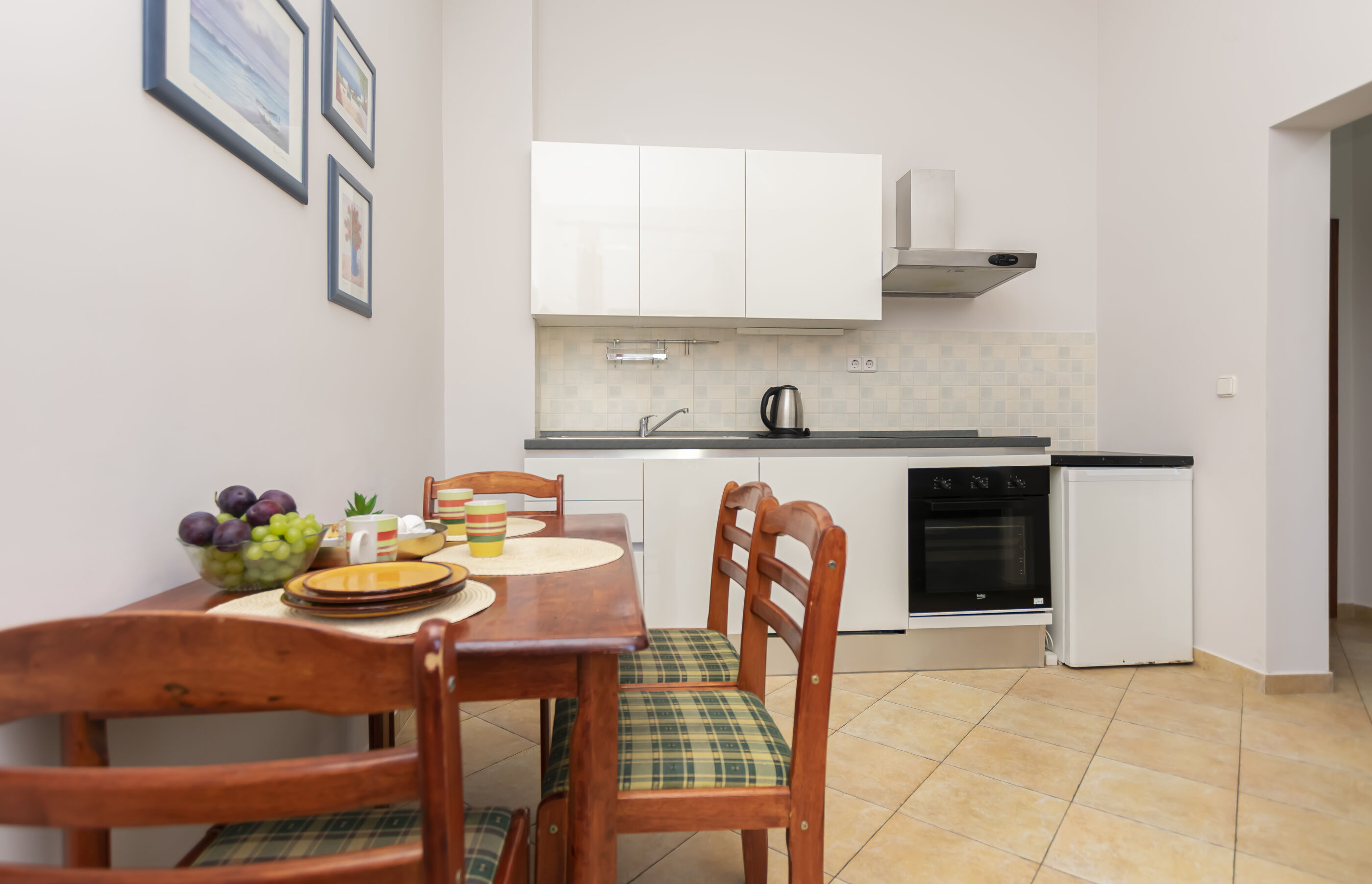Apartments Ljiljana 71381-A4