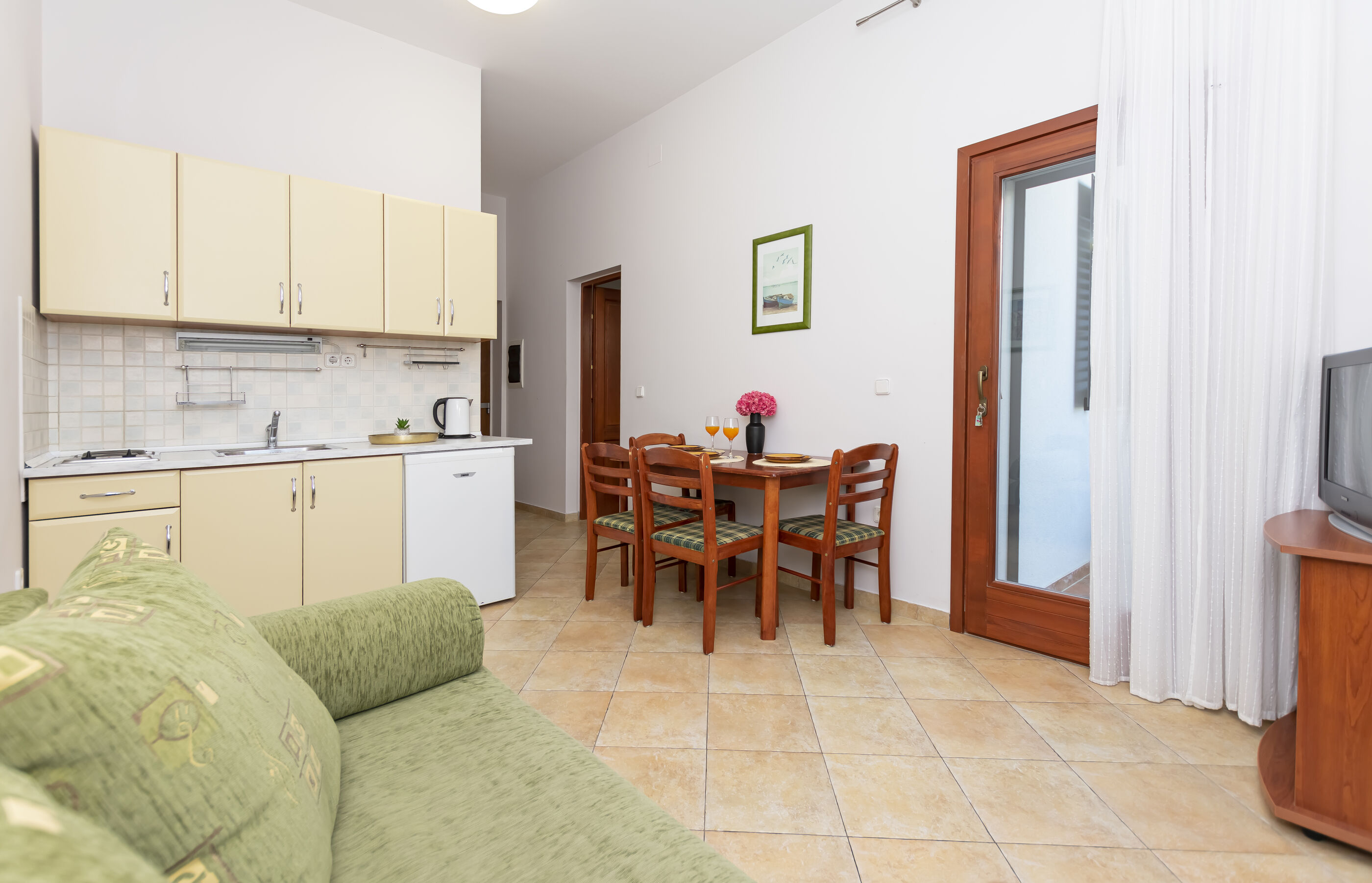 Apartments Ljiljana 71381-A5
