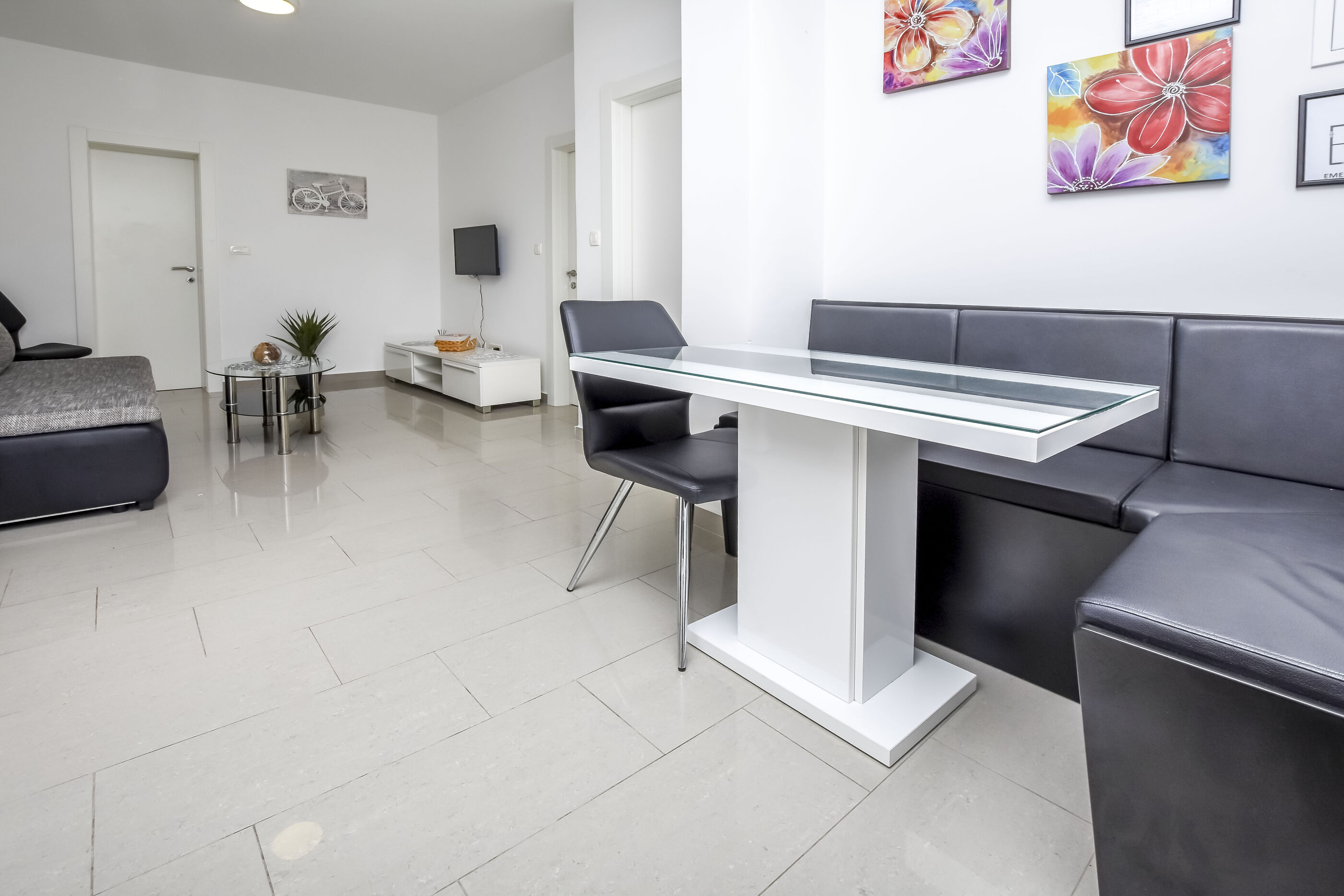 Apartments Maja 57511-A1