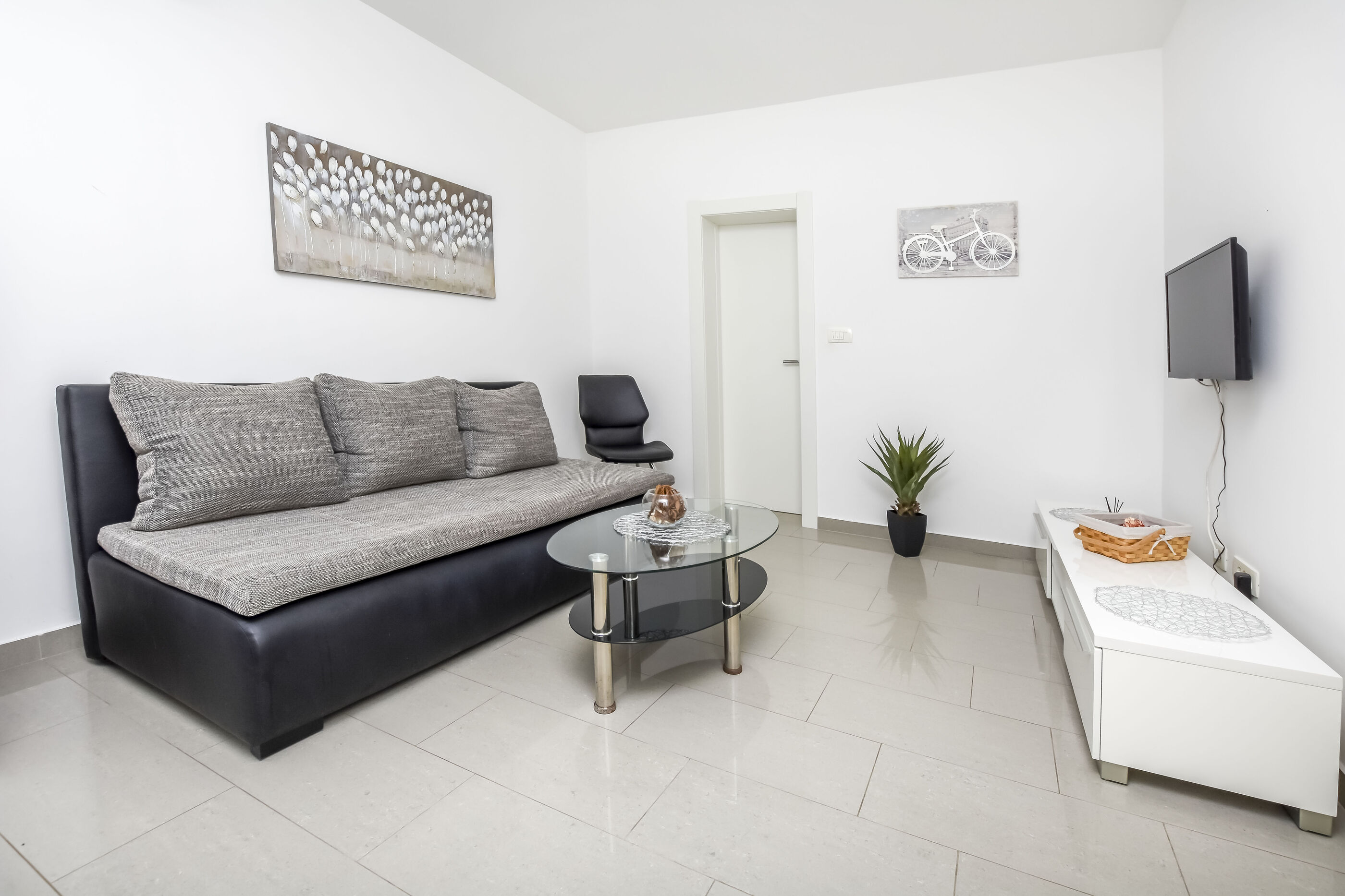 Apartments Maja 57511-A1