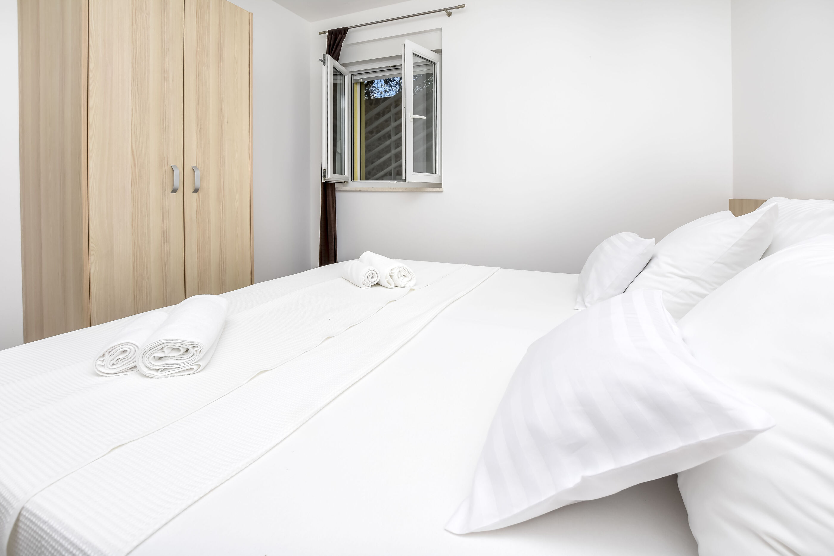 Apartments Maja 57511-A2