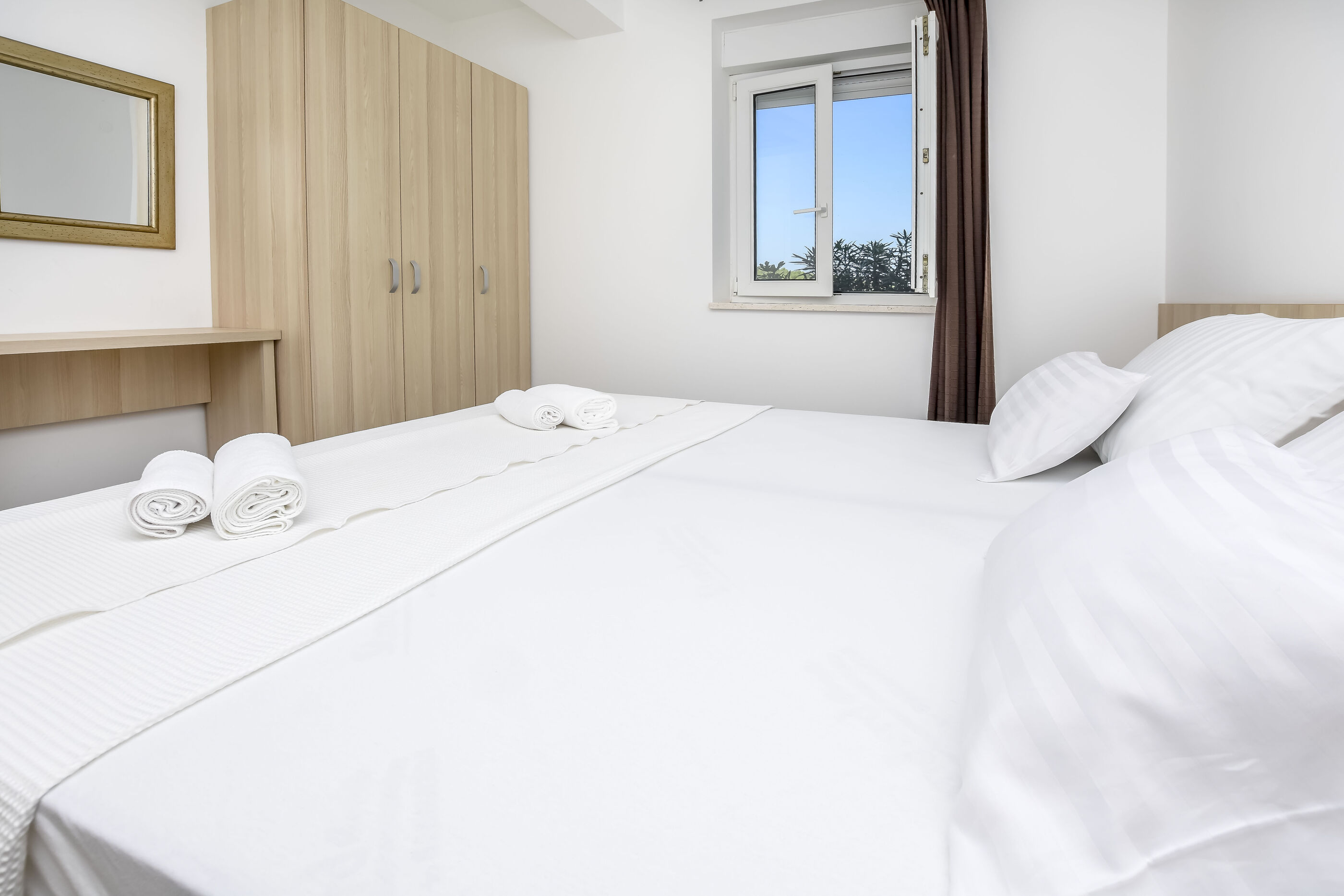 Apartments Maja 57511-A2