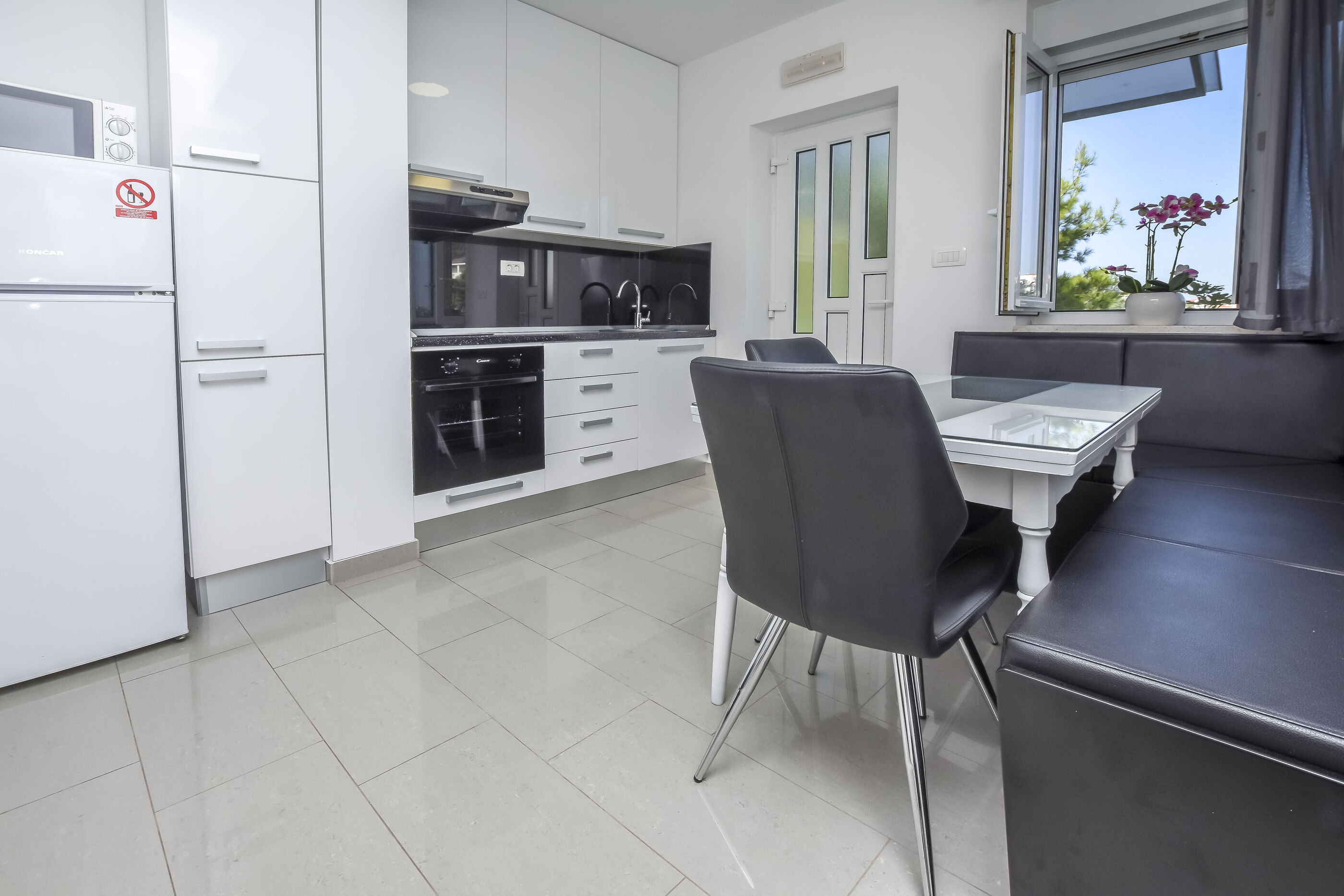 Apartments Maja 57511-A2