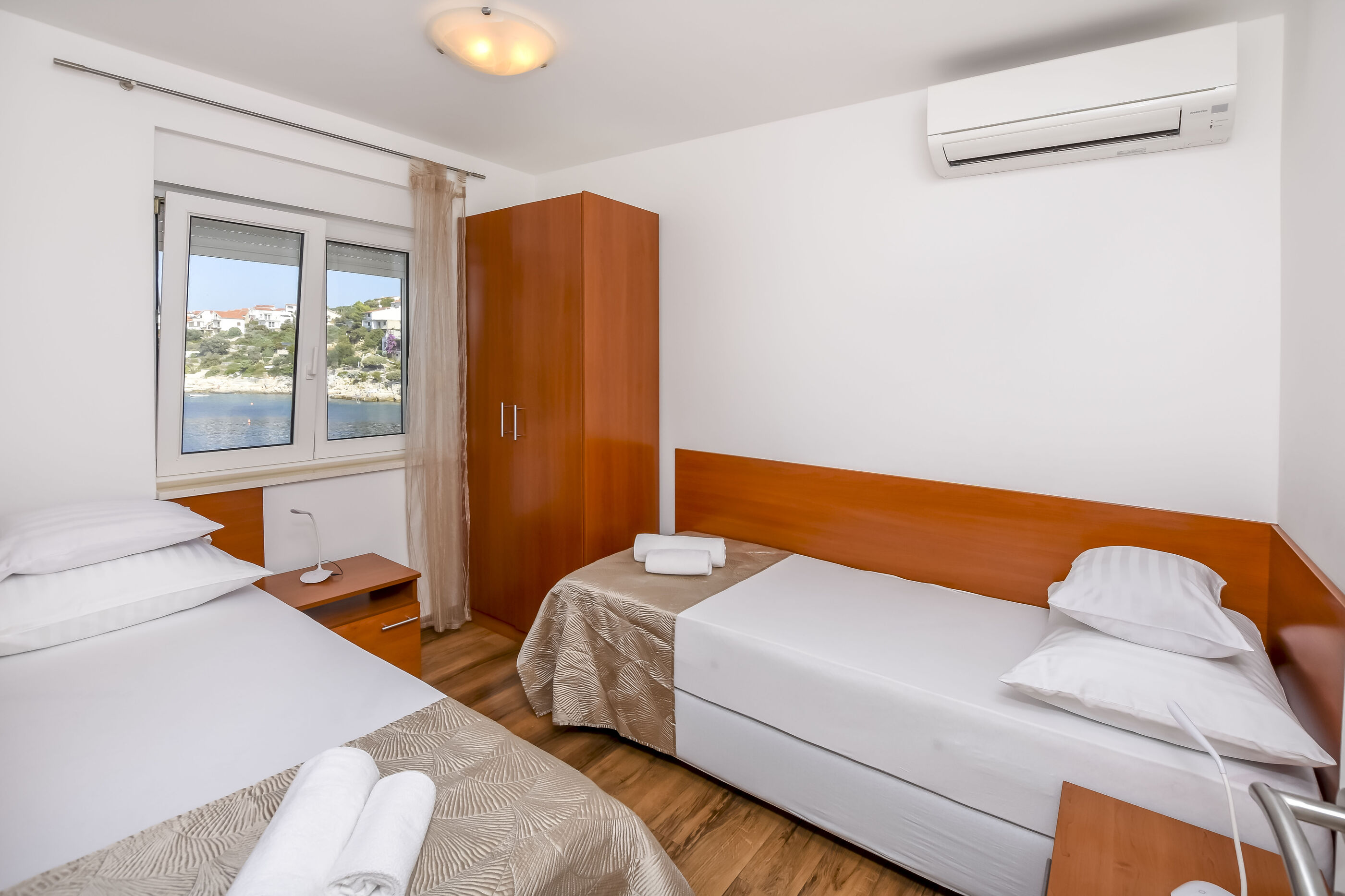 Apartments Maja 57511-A3