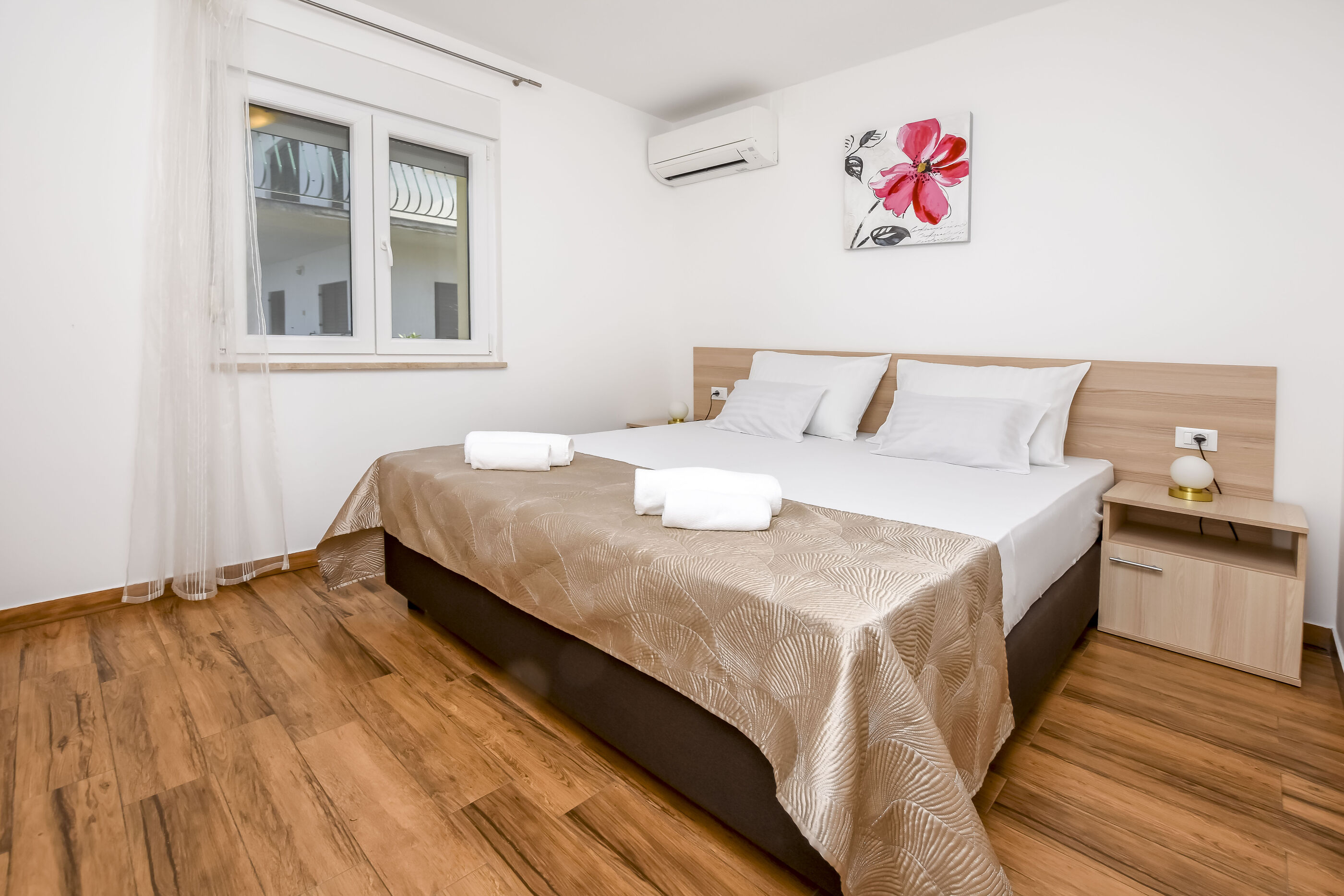 Apartments Maja 57511-A6
