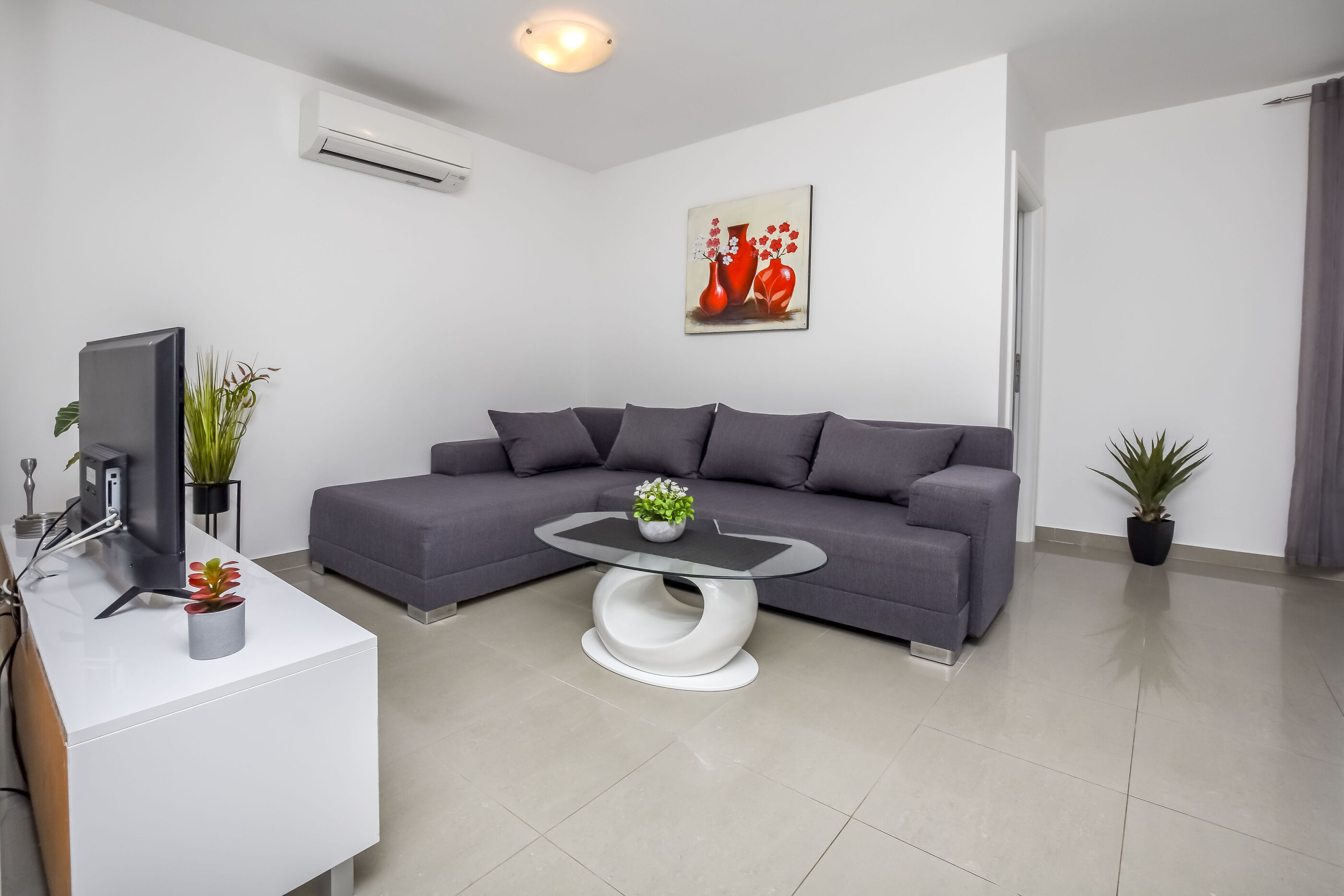 Apartments Maja 57511-A6