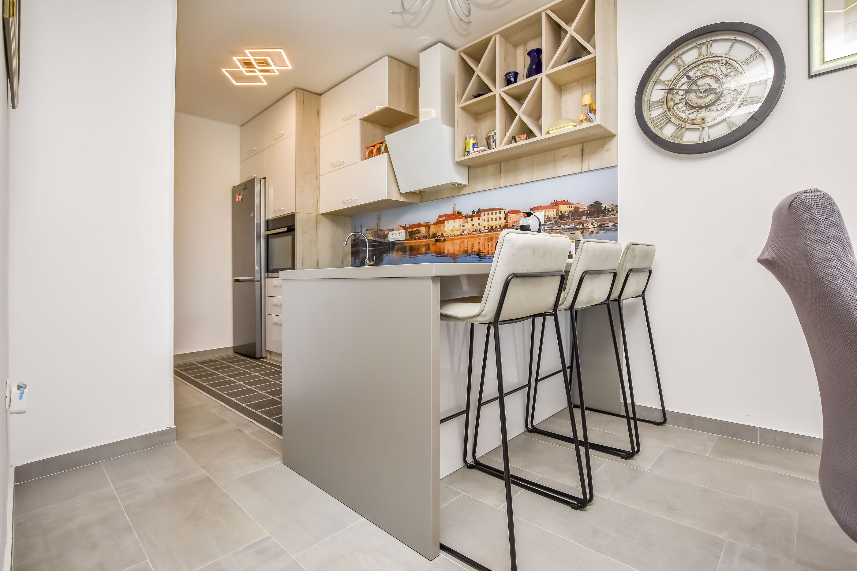 Apartments Vongola 90901-A1