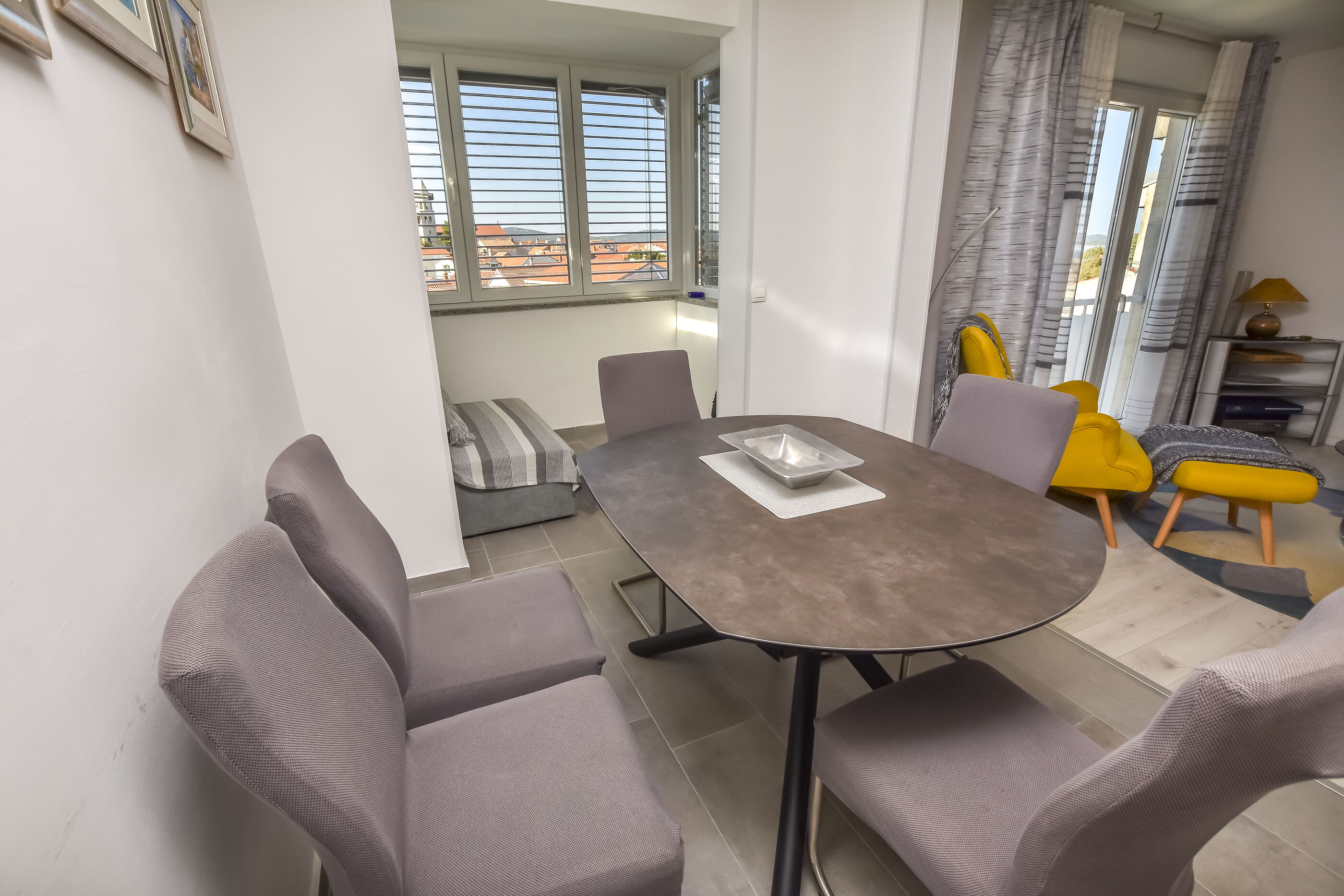 Apartments Vongola 90901-A1