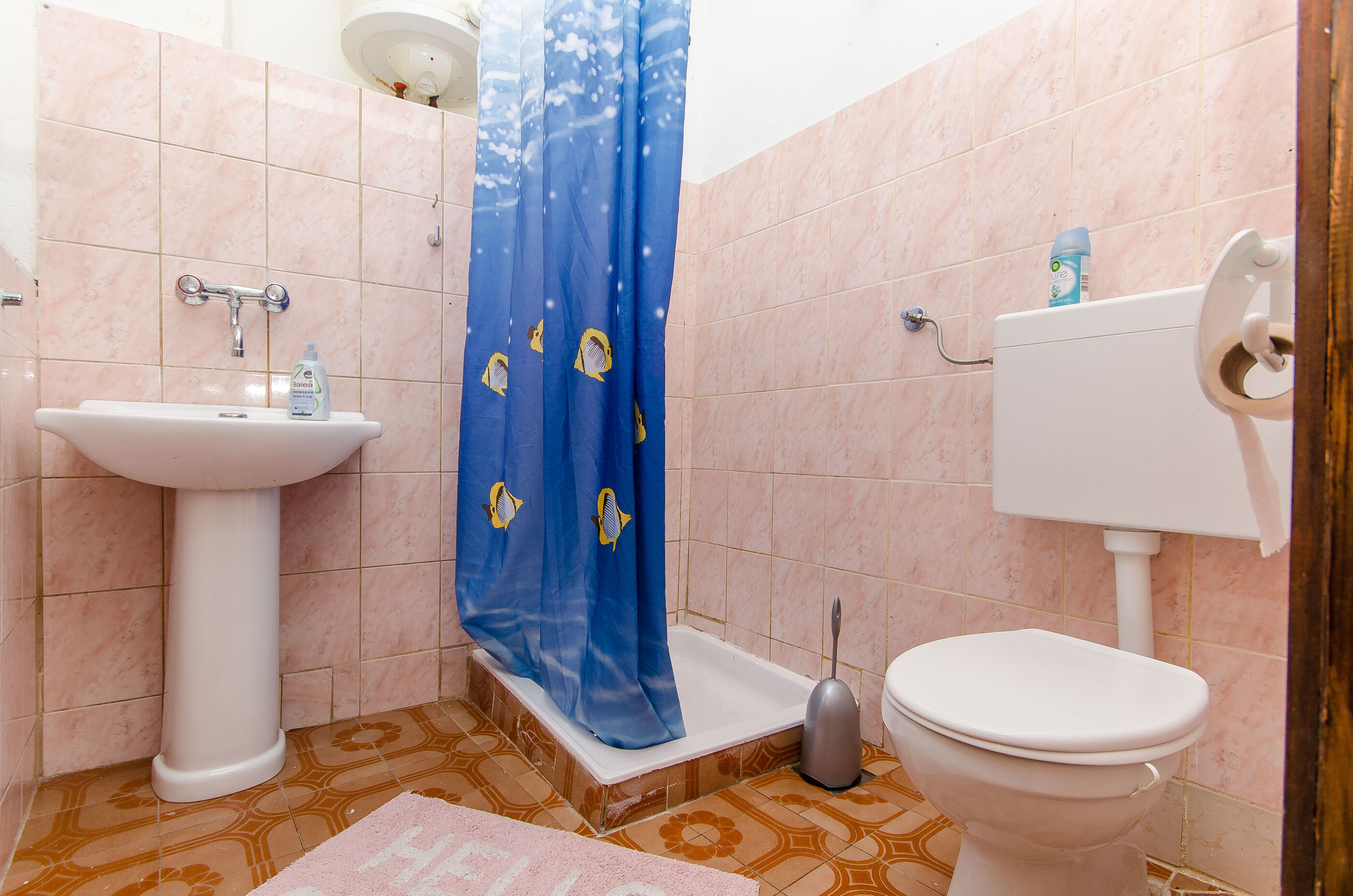 Apartment Bay 97401-A1