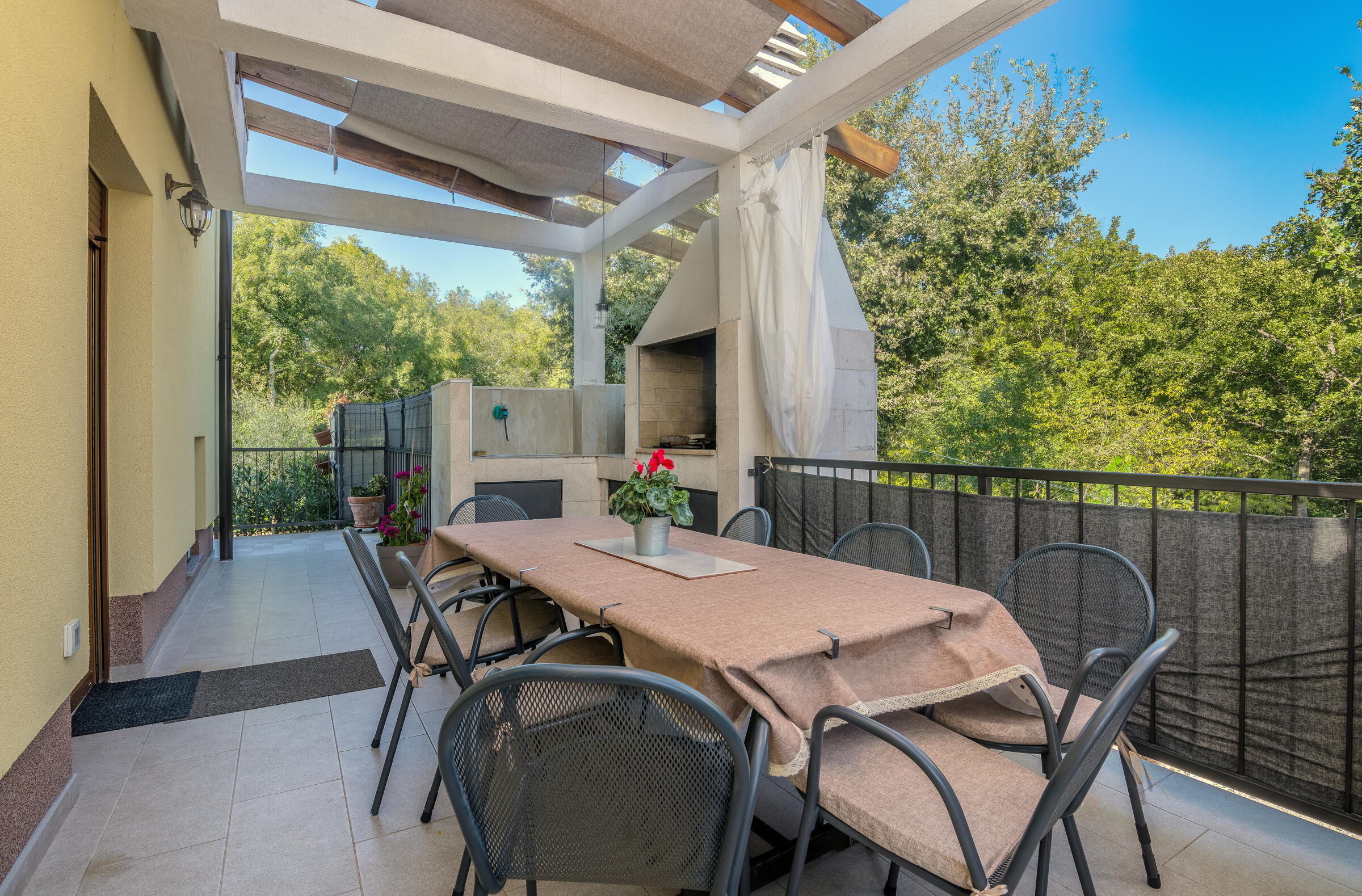 Villa Josie 62293-K1