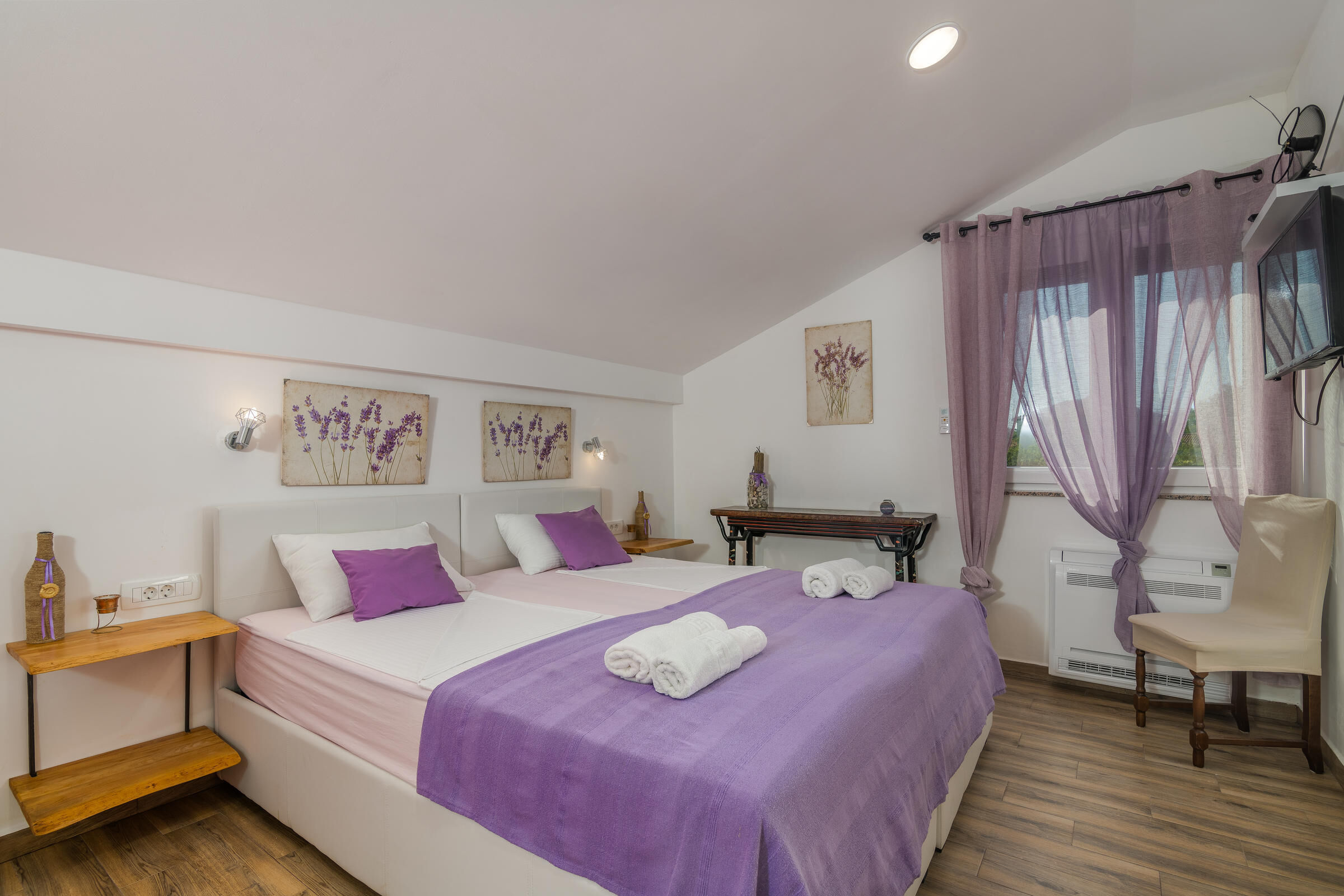 Villa Josie 62293-K1