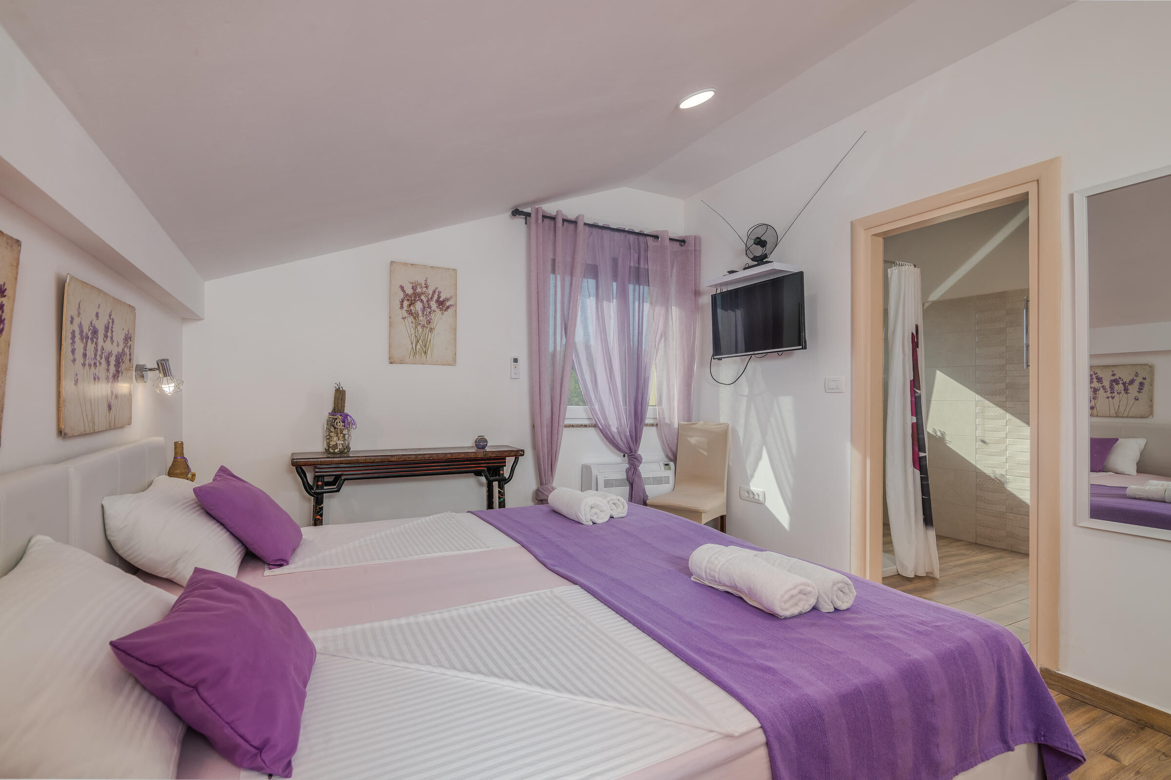 Villa Josie 62293-K1