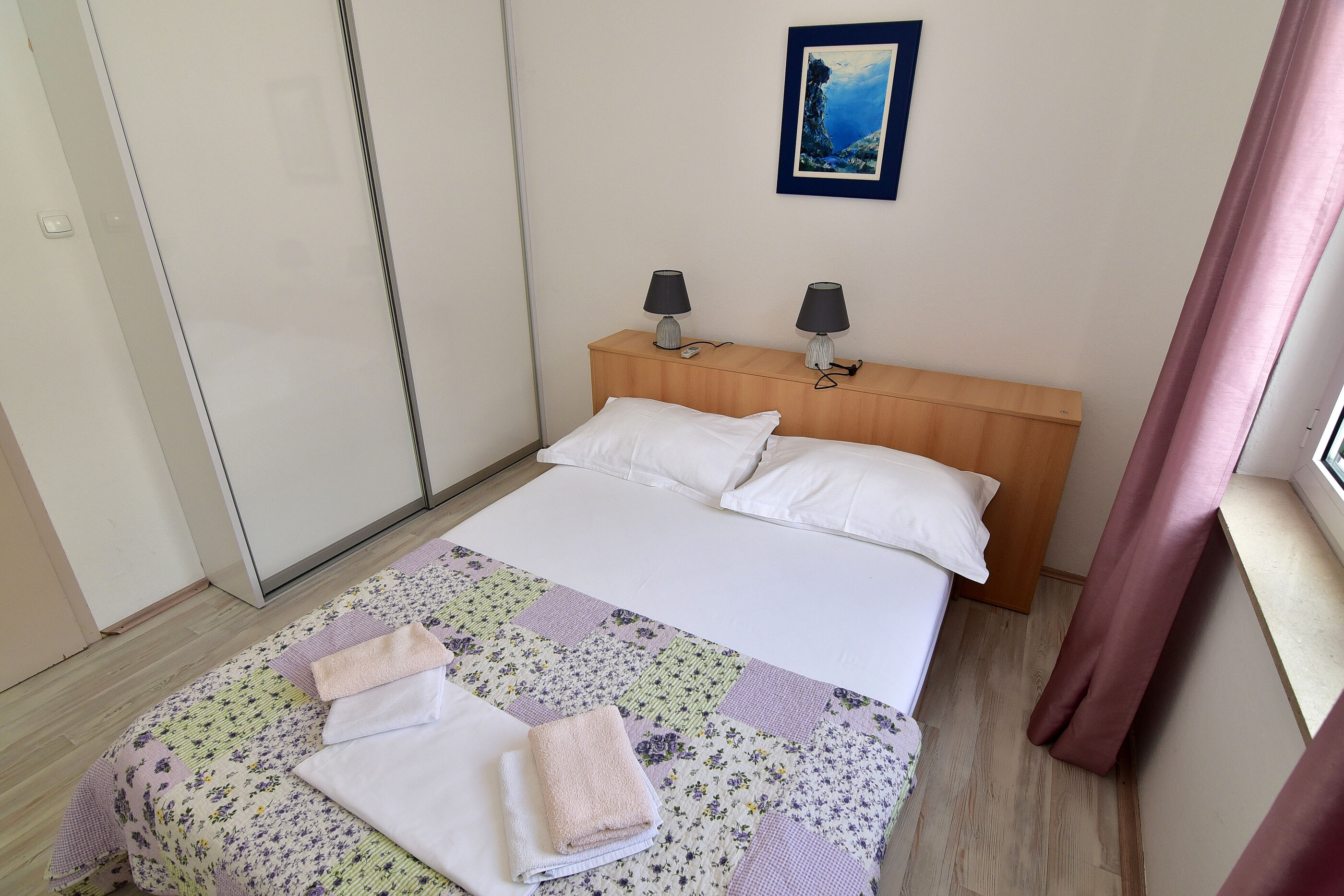 Apartments Good 97471-A1