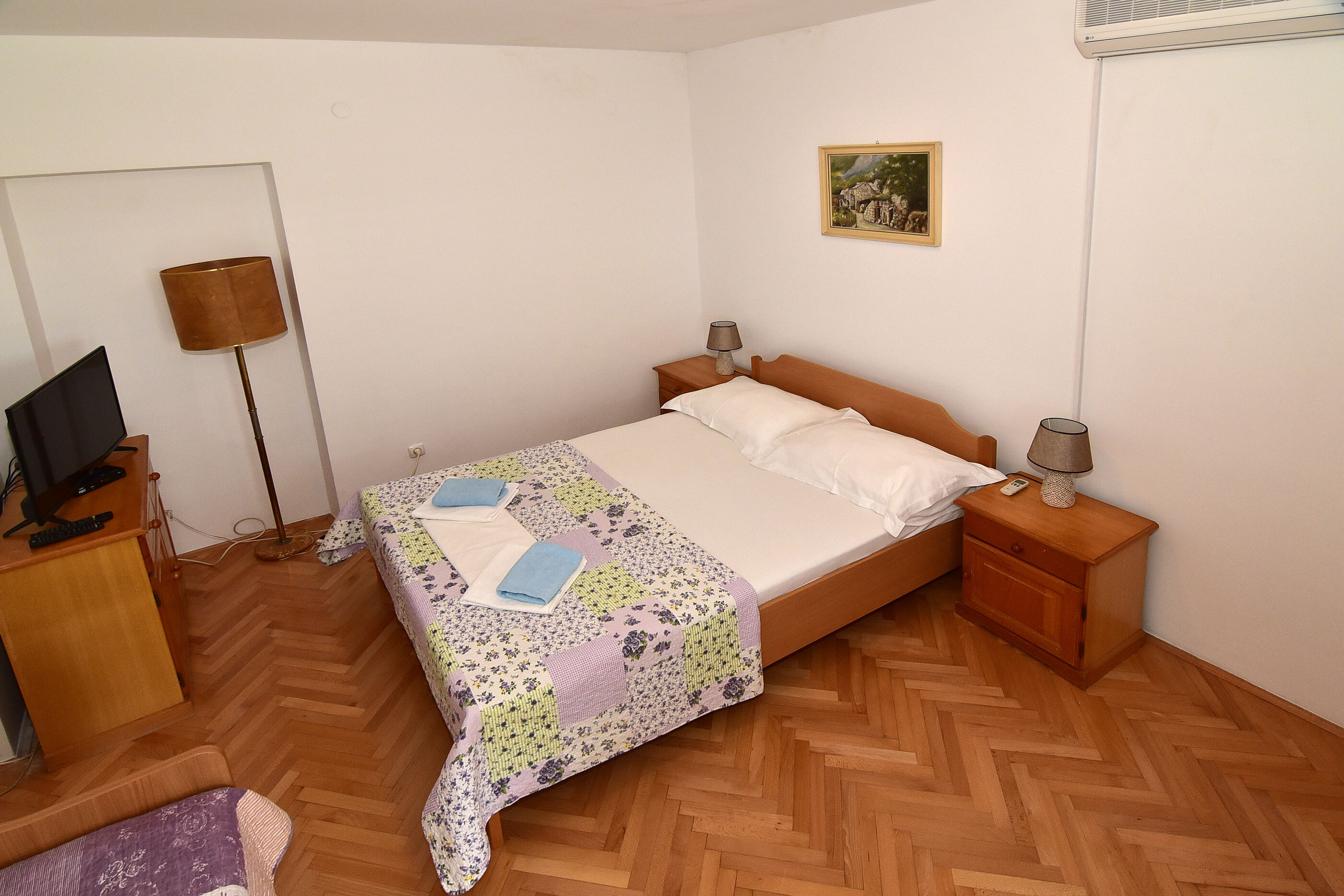 Apartments Good 97471-A1