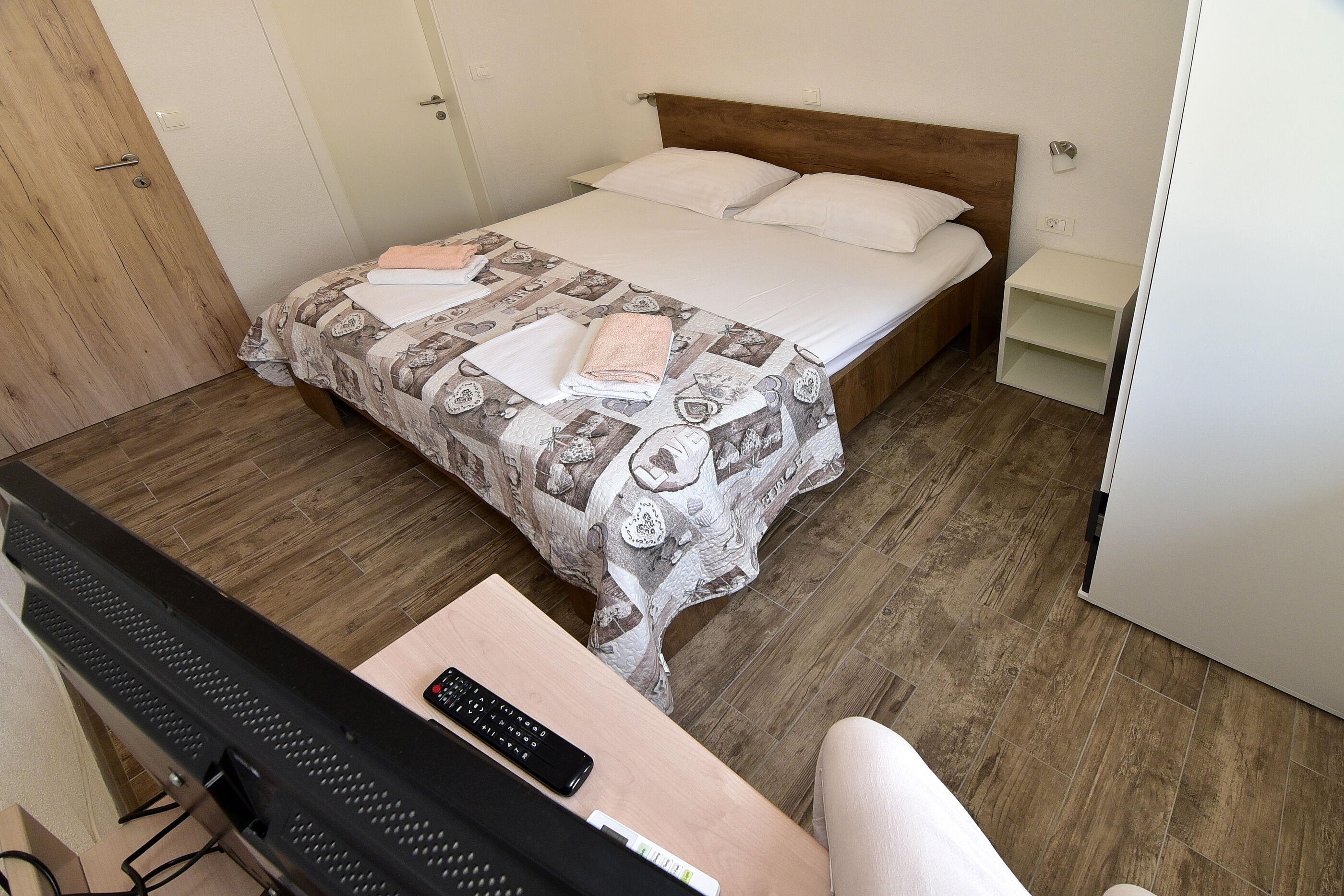 Apartments Good 97471-A2