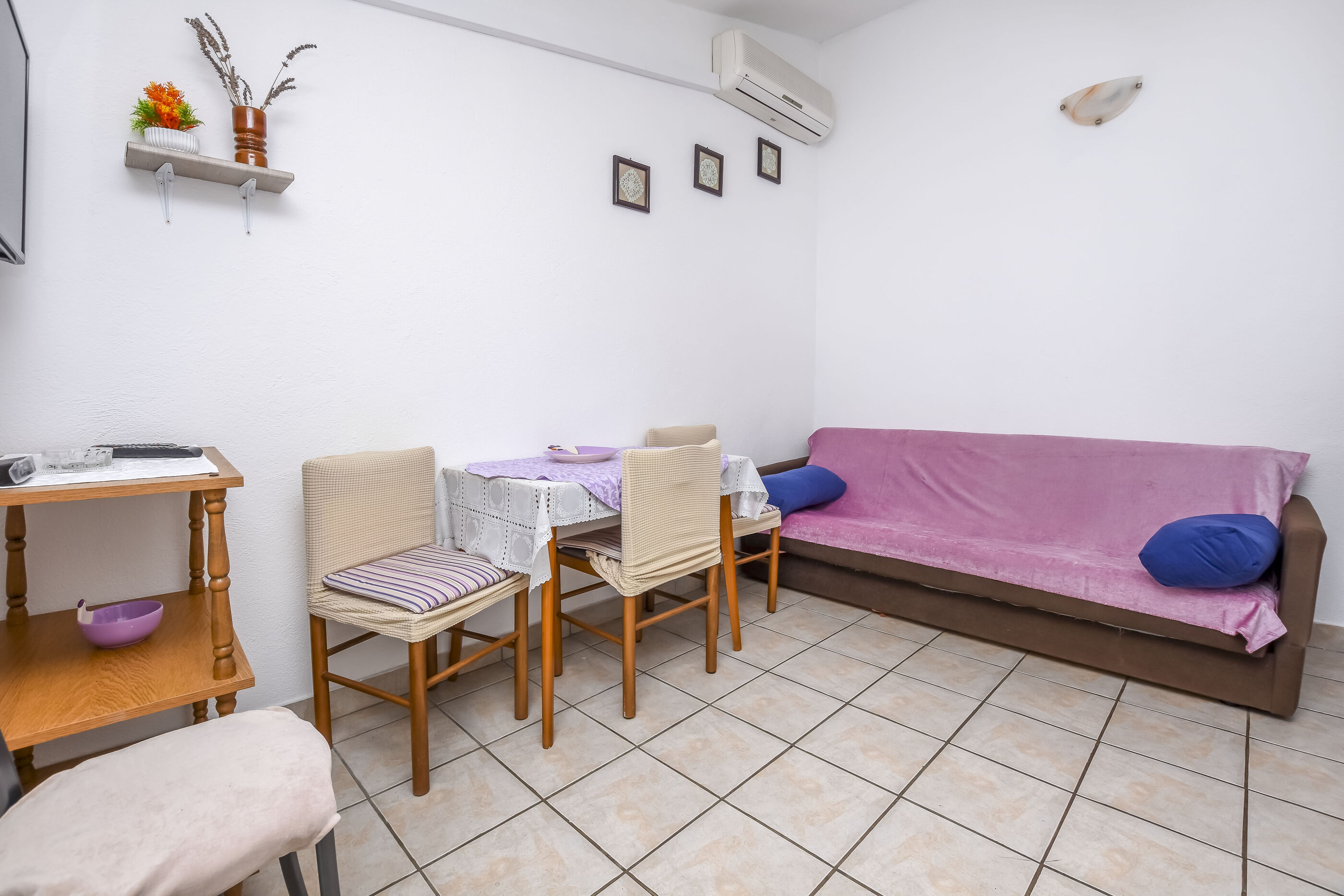 Apartments Karleusa 24351-A2