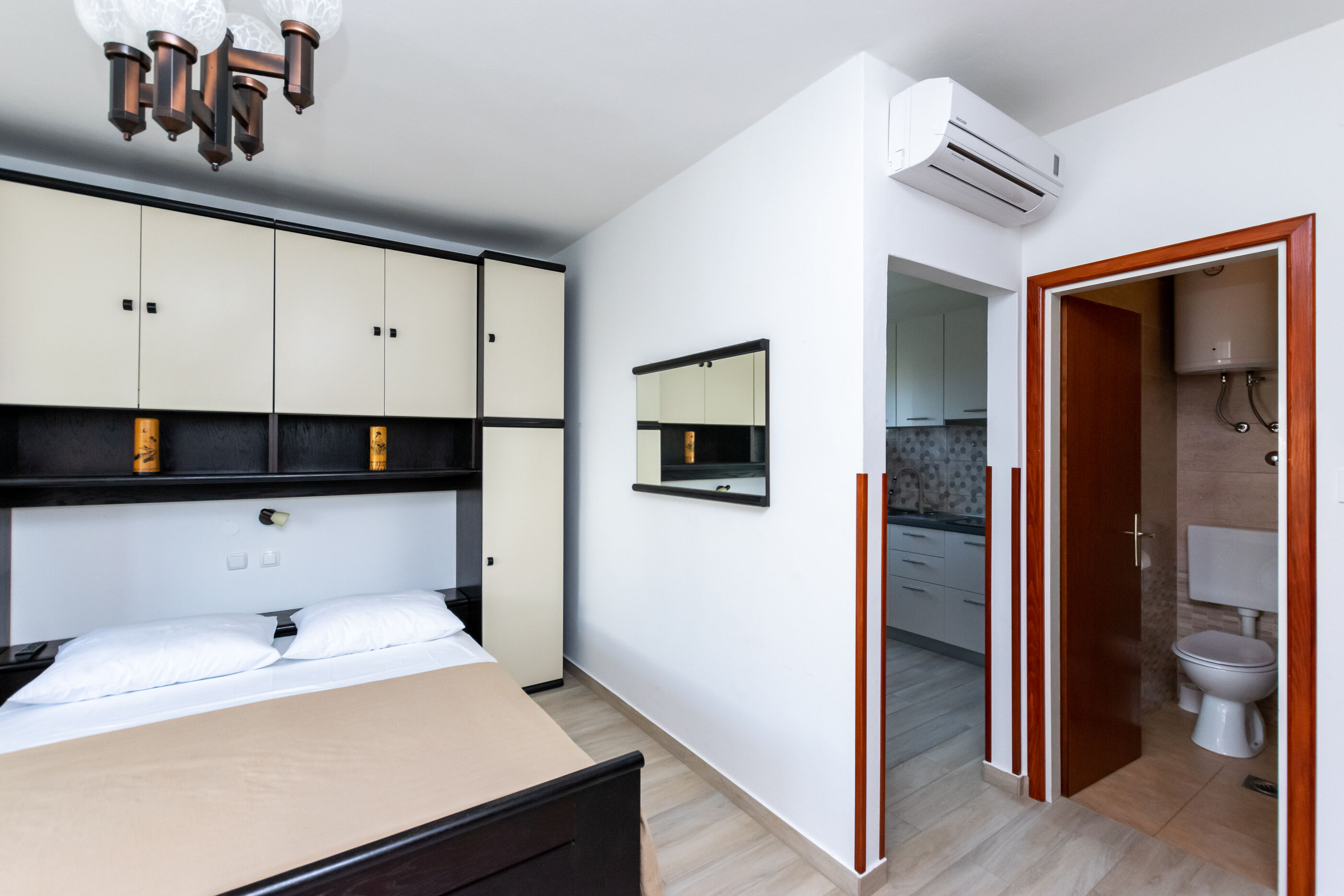 Apartments Ruza Tomislav 97531-A1