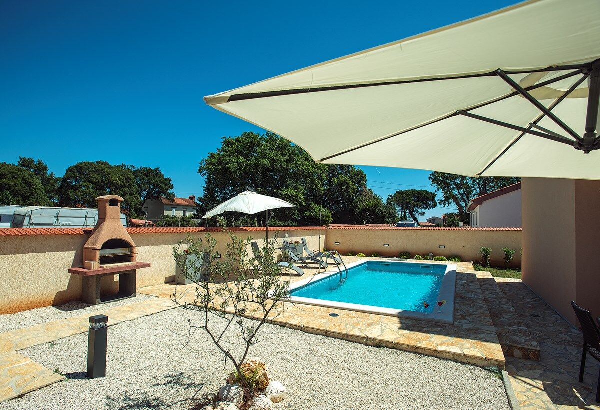 Villa Lara 2 74279-K1