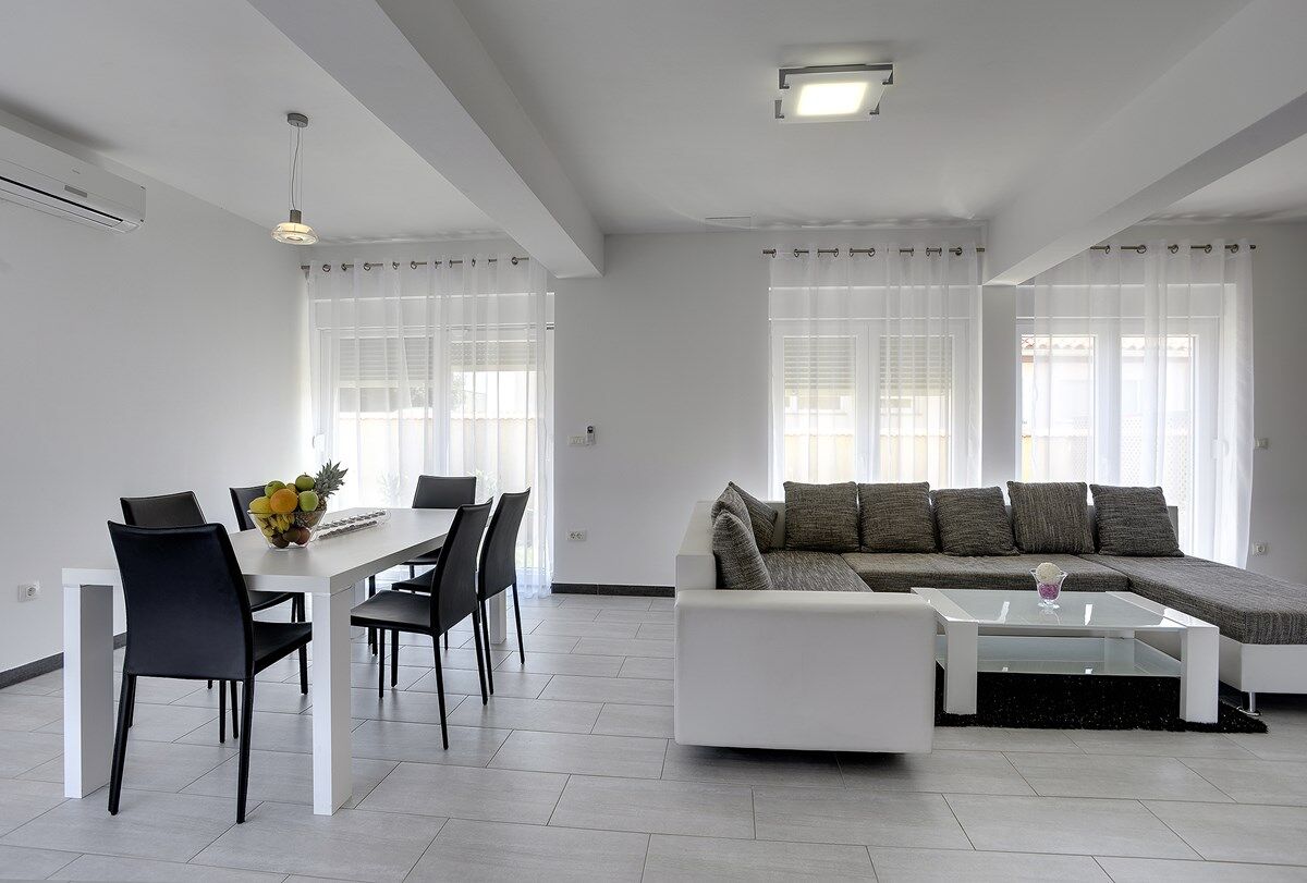 Villa Lara 2 74279-K1