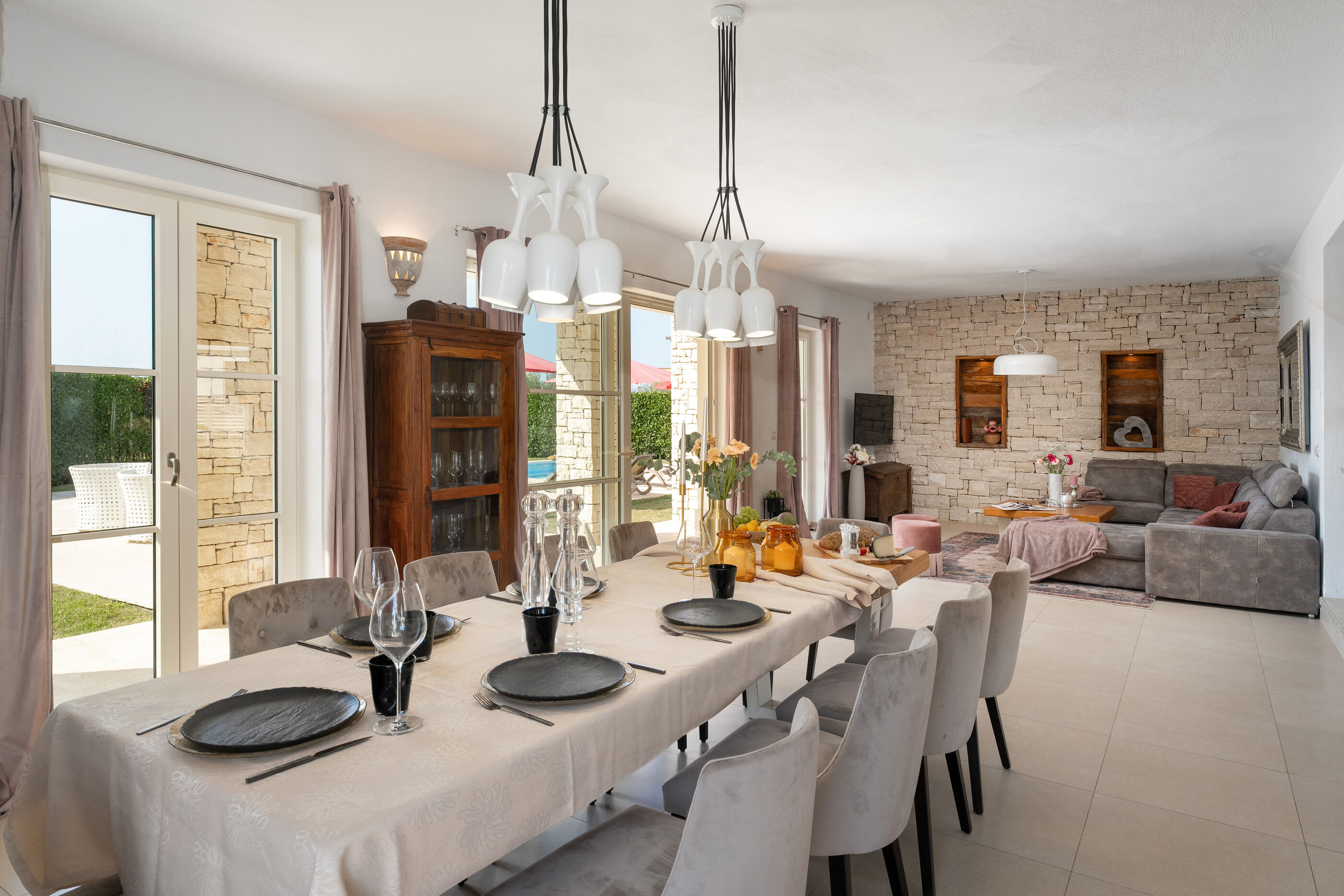 Villa Bincila Exclusive 97481-K1