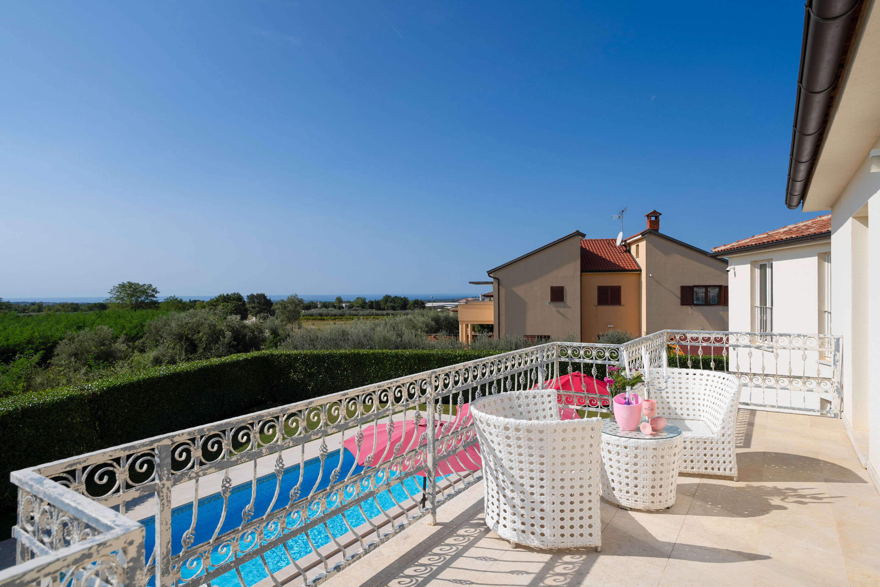 Villa Bincila Exclusive 97481-K1
