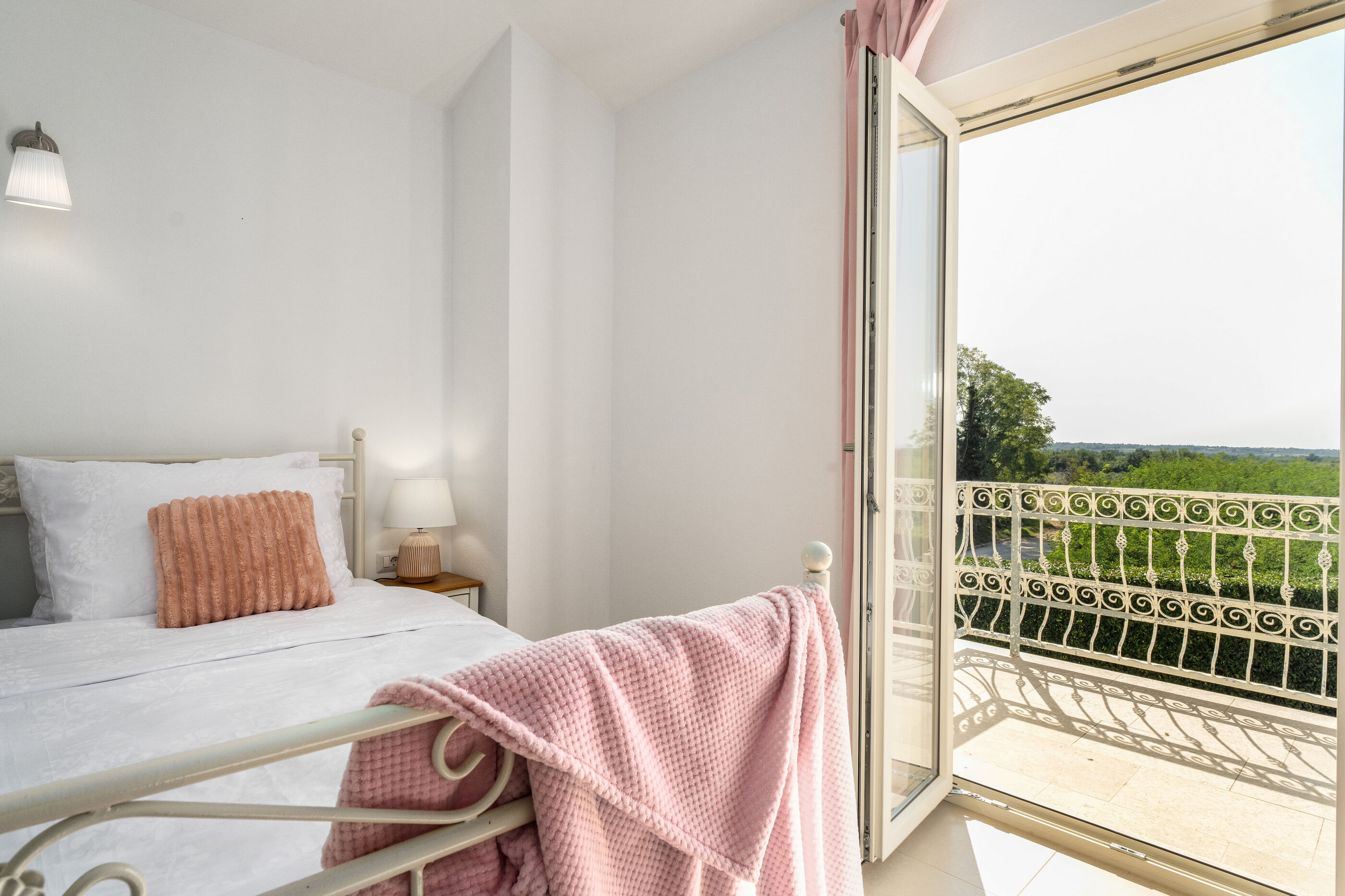 Villa Bincila Exclusive 97481-K1