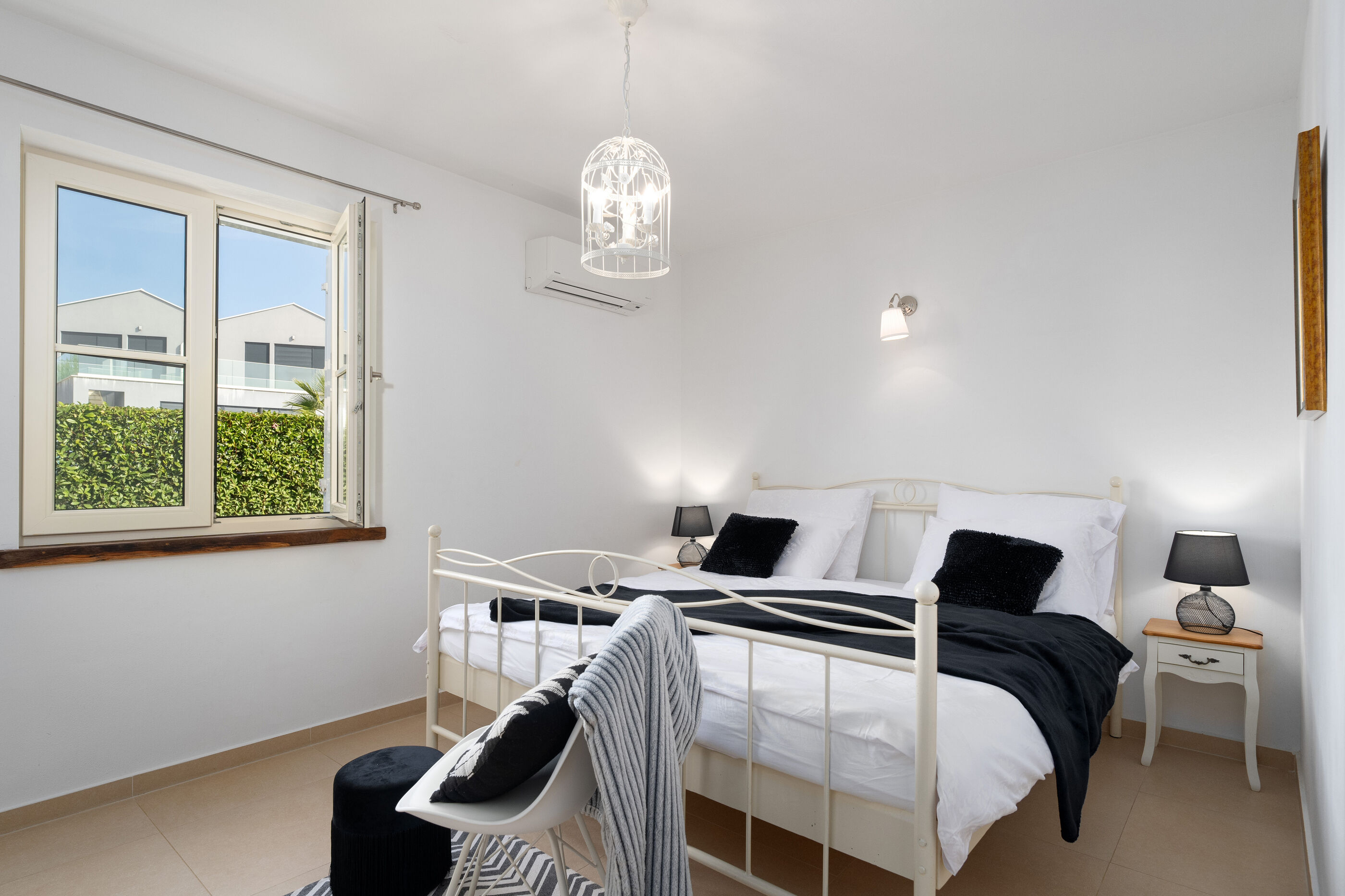 Villa Bincila Exclusive 97481-K1
