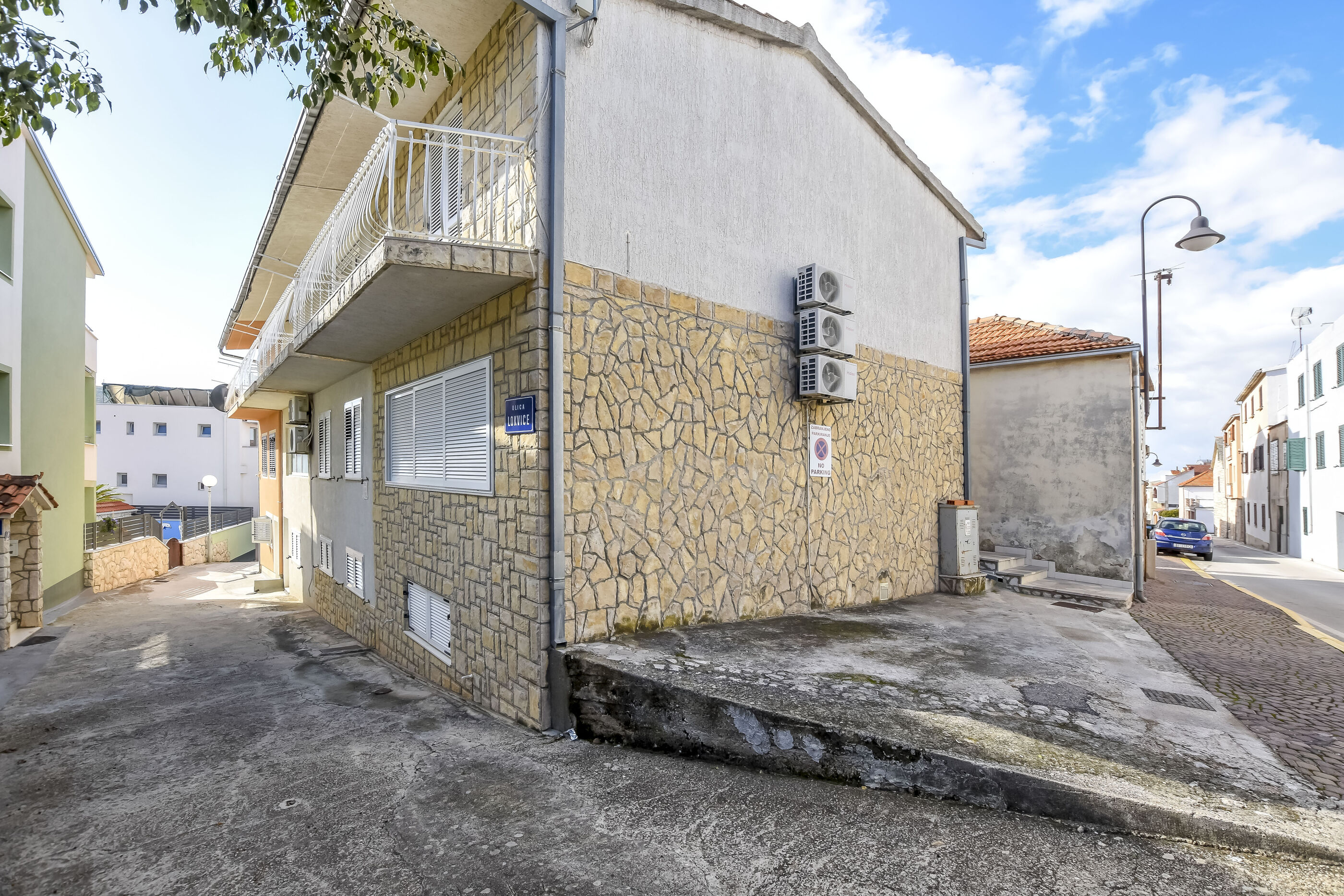 Apartment Burica 87971-A1