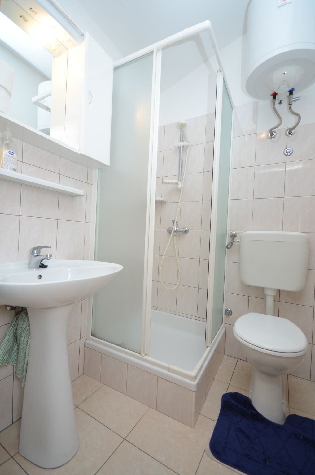 Apartments Loredana 53041-A2