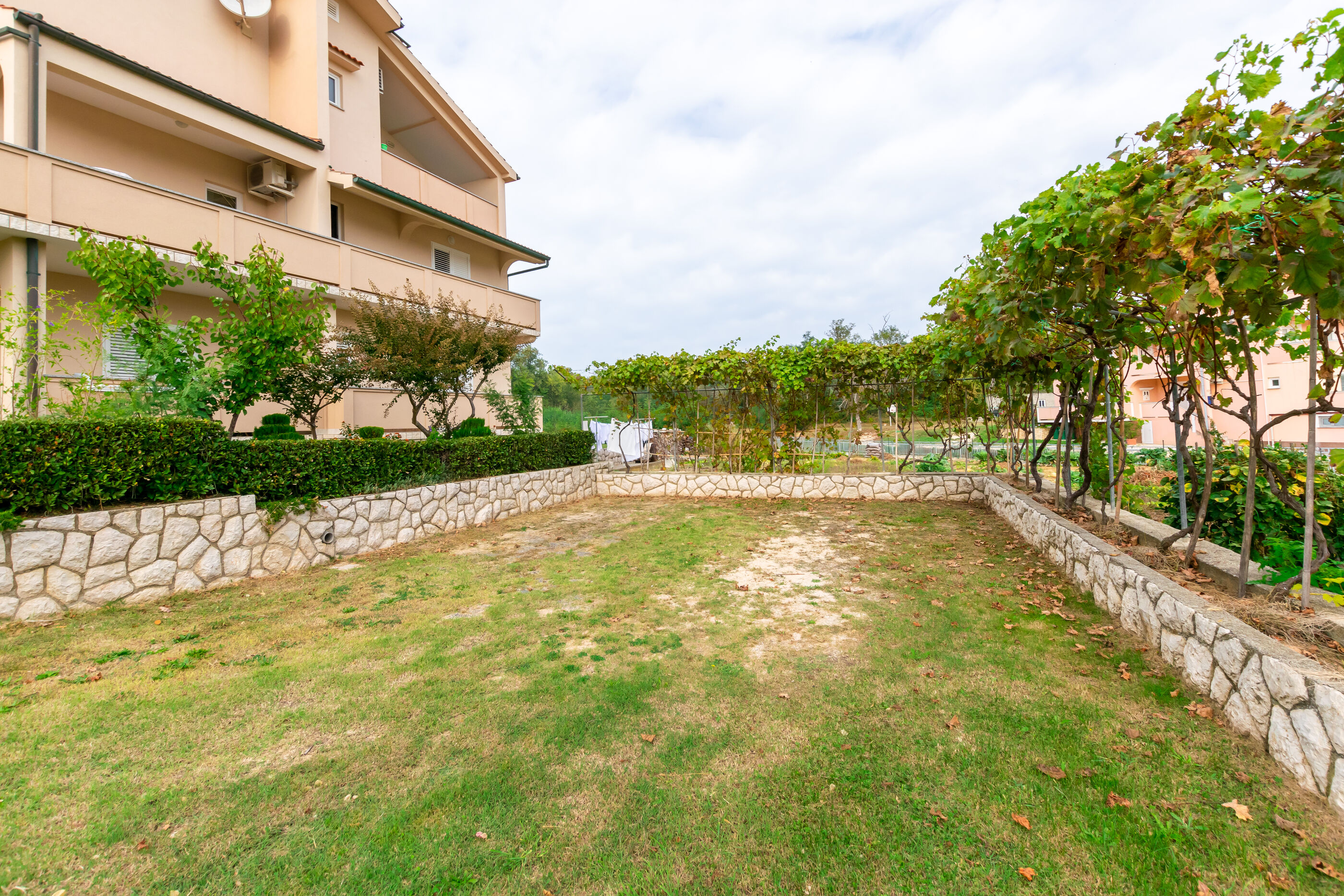 Apartments Mirjana V 94691-A2