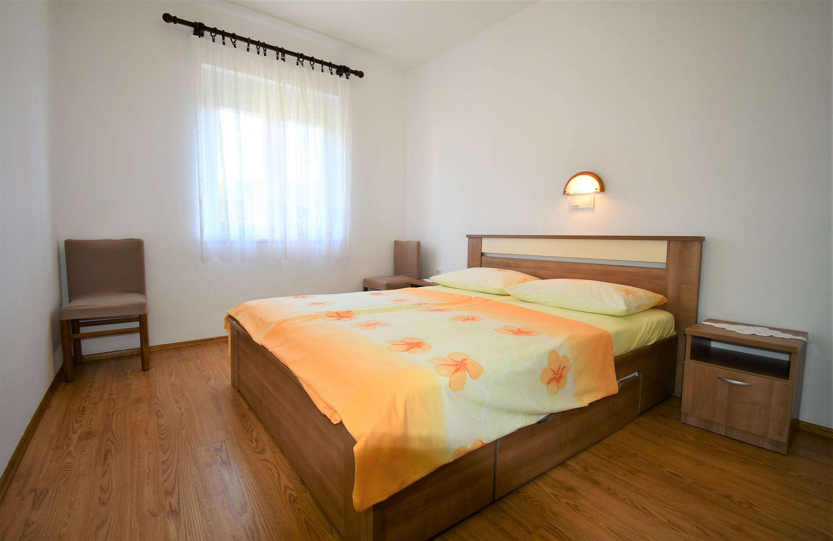Apartments Mirjana V 94691-A1