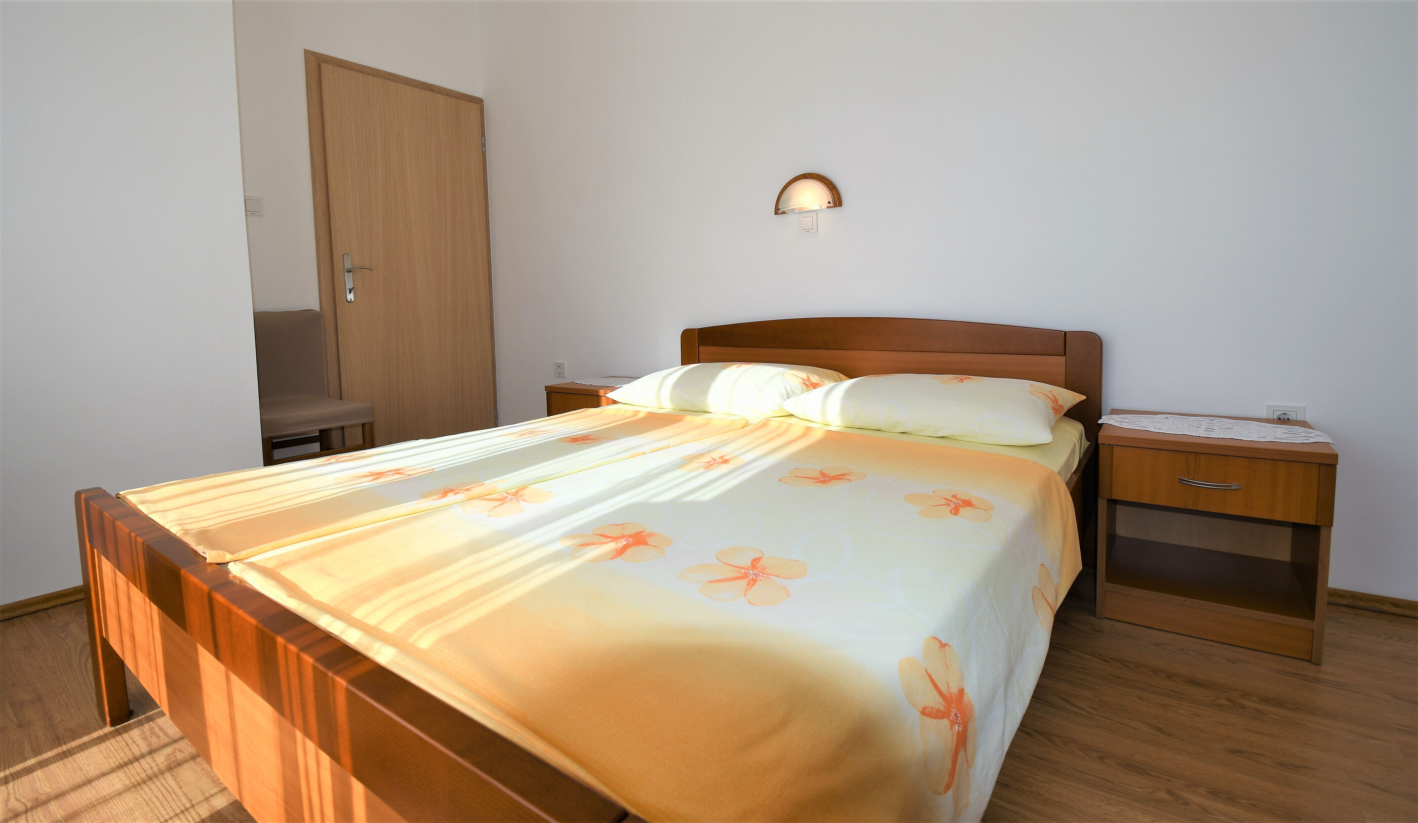 Apartments Mirjana V 94691-A1