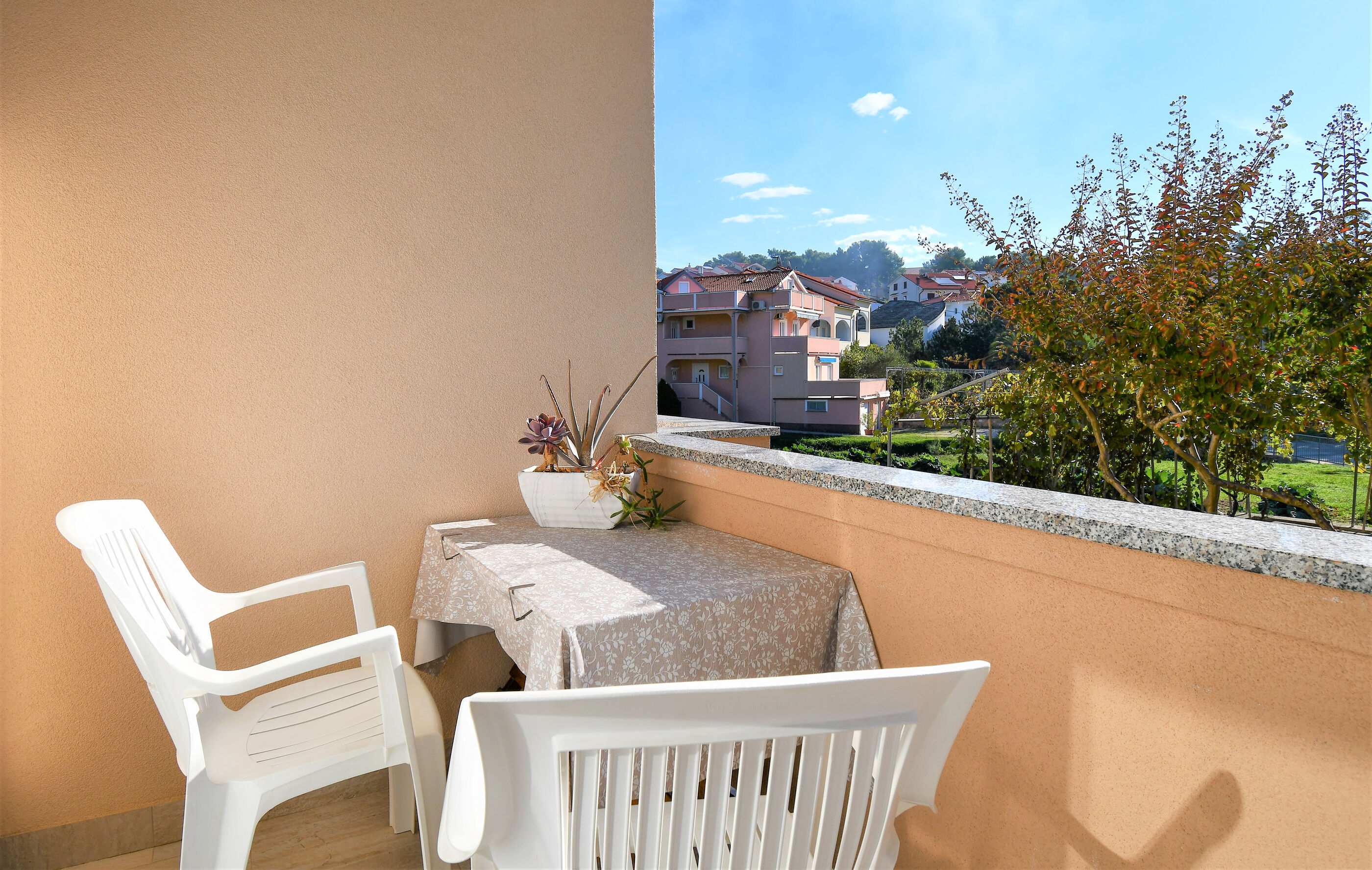 Apartments Mirjana V 94691-A1