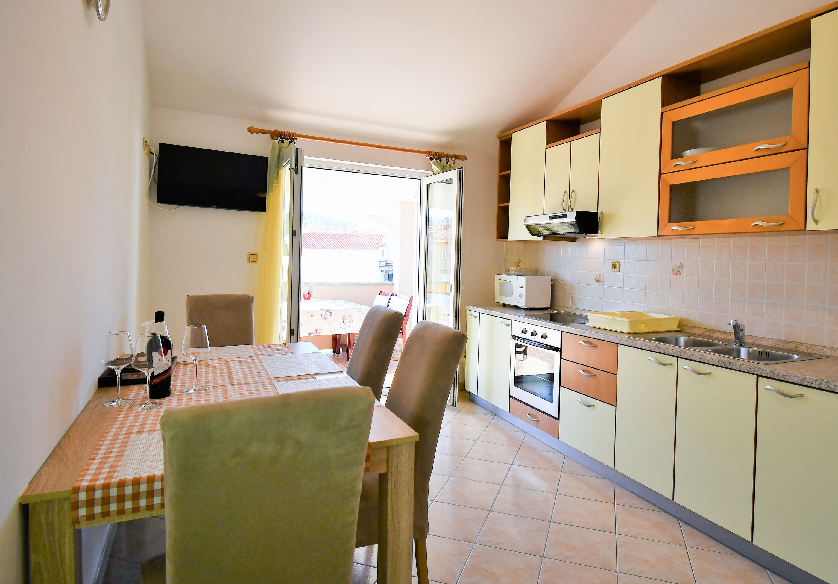 Apartments Mirjana V 94691-A2