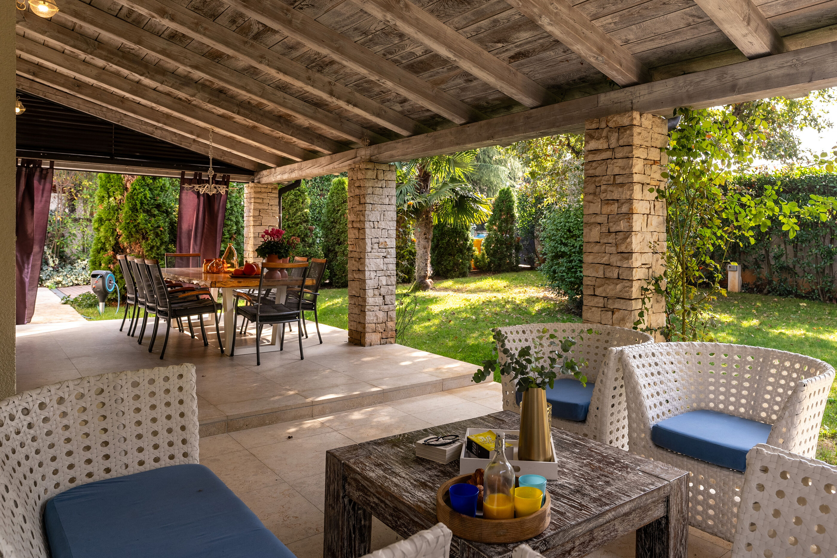 Villa Sunset Garden 94908-K1