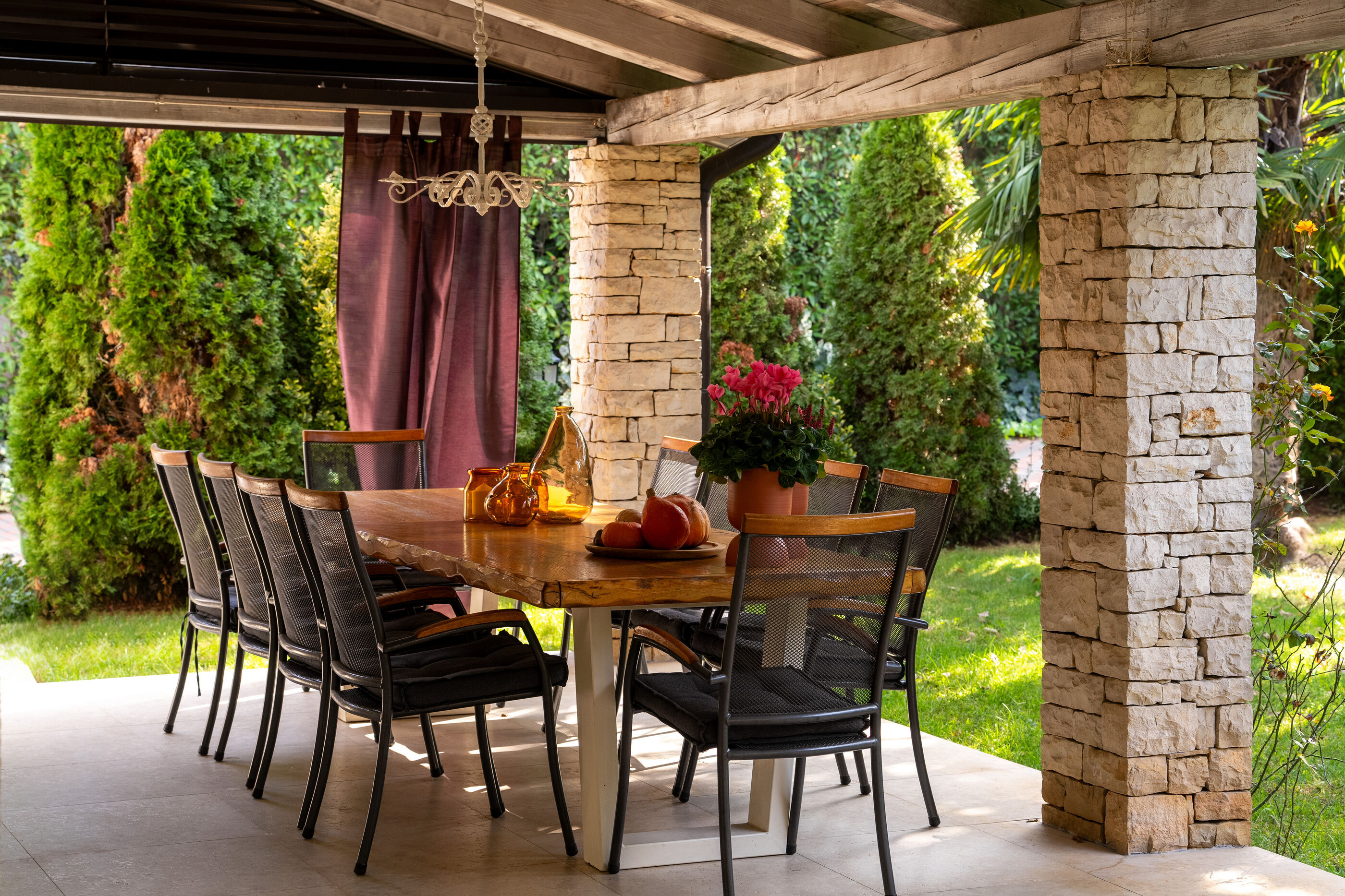 Villa Sunset Garden 94908-K1